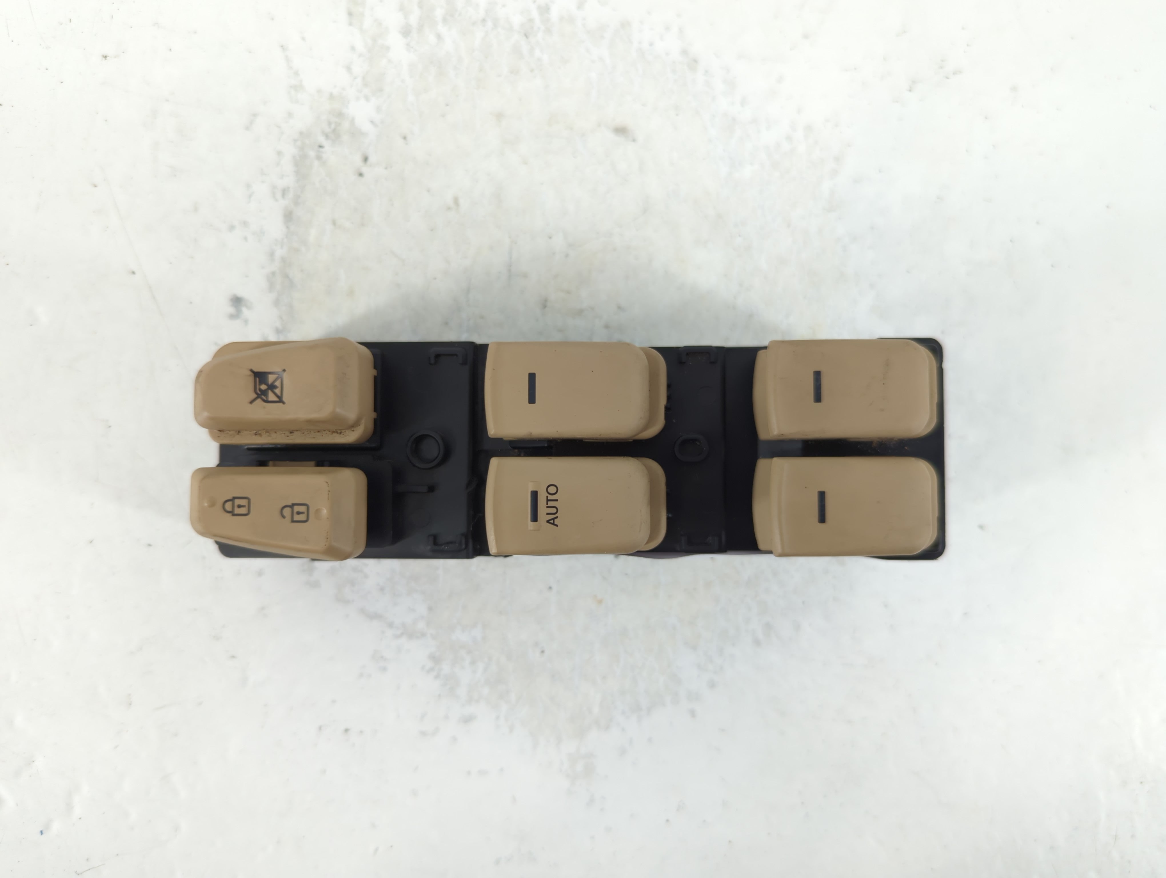 2011-2015 Hyundai Sonata Master Power Window Switch Replacement Driver Side Left P/N:202008875 Fits Fits 2011 2012 2013 2014 2015 OEM Used Auto Parts - Oemusedautoparts1.com
