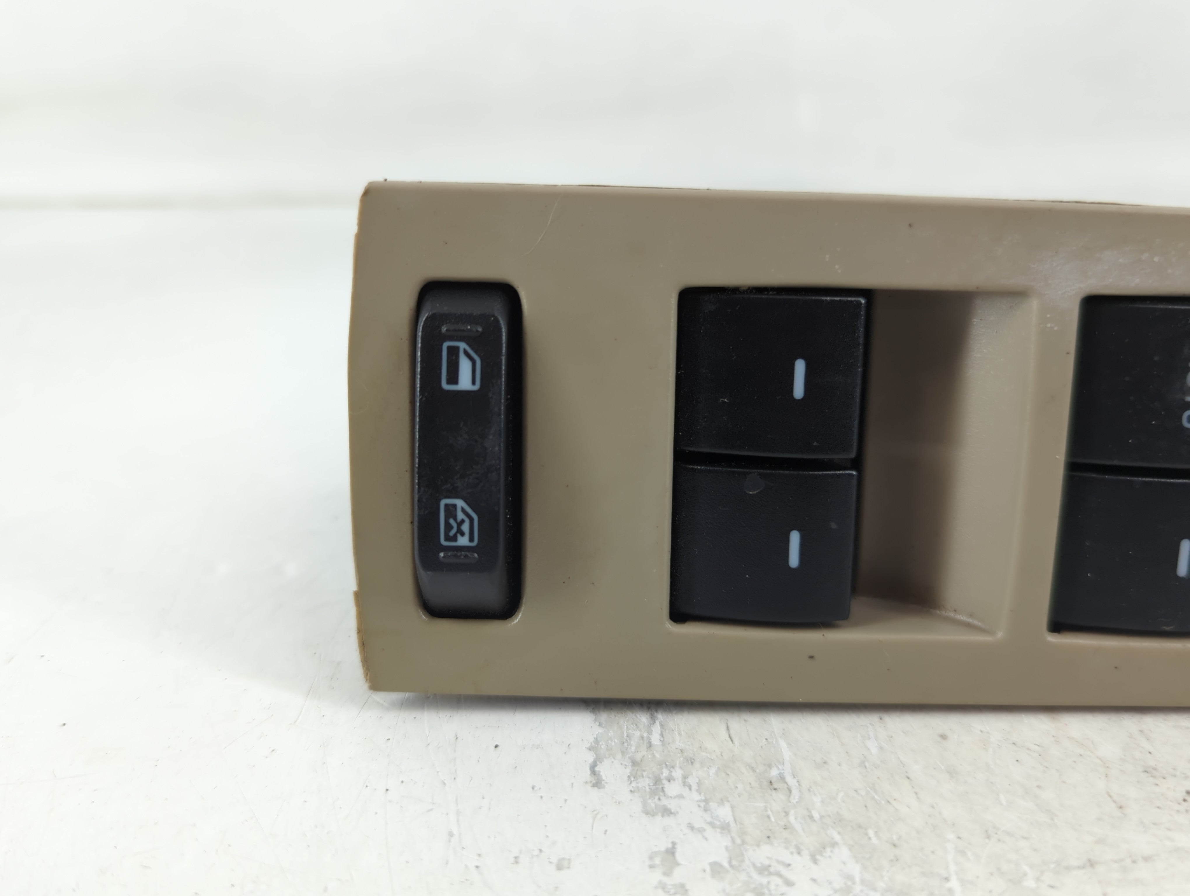 2010-2012 Ford Fusion Master Power Window Switch Replacement Driver Side Left P/N:9E5T-14540-AAW Fits Fits 2010 2011 2012 OEM Used Auto Parts - Oemusedautoparts1.com