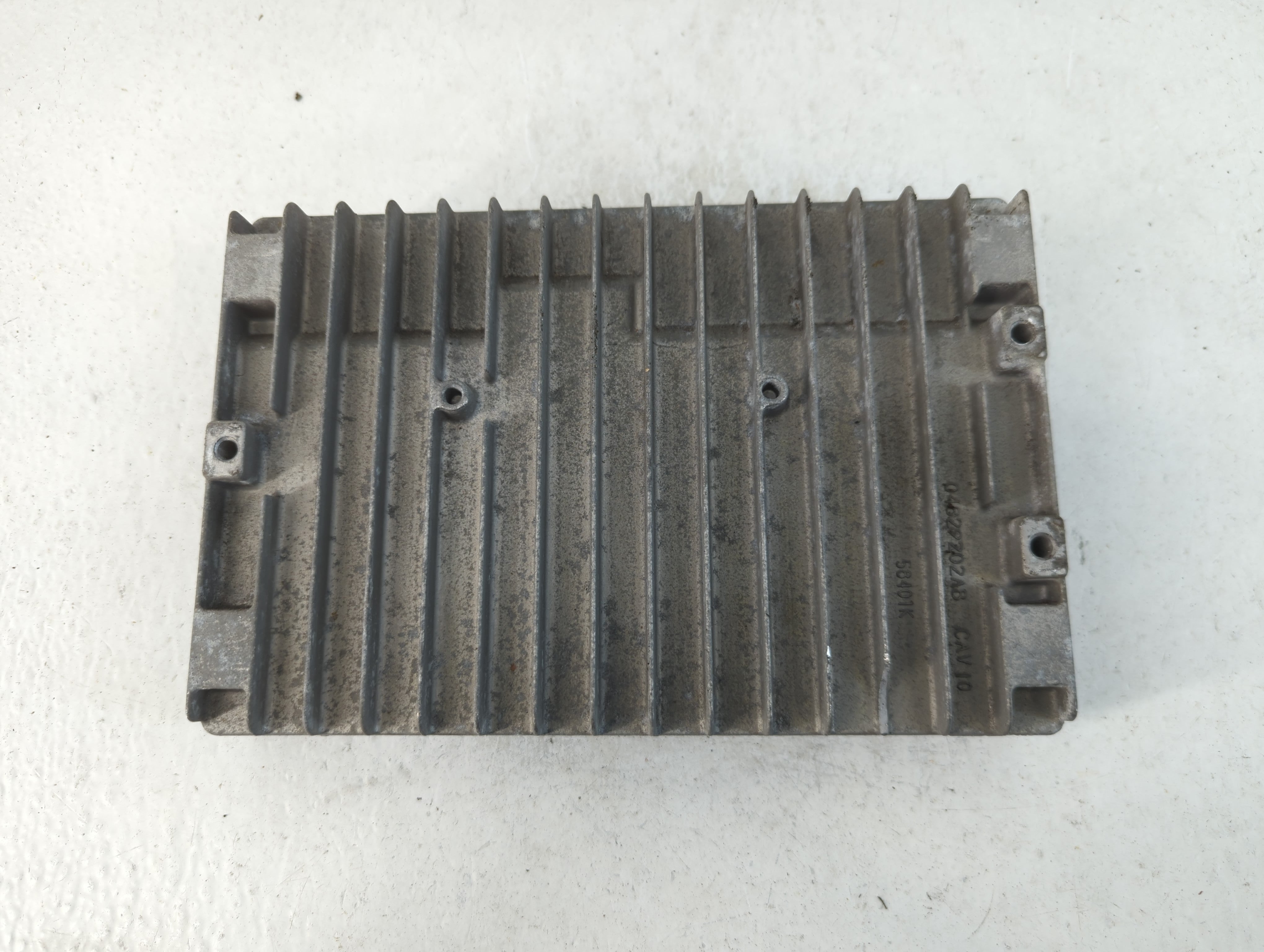 2003 Dodge Durango PCM Engine Control Computer ECU ECM PCU OEM P/N:P56029125AC P56029124AB Fits OEM Used Auto Parts - Oemusedautoparts1.com