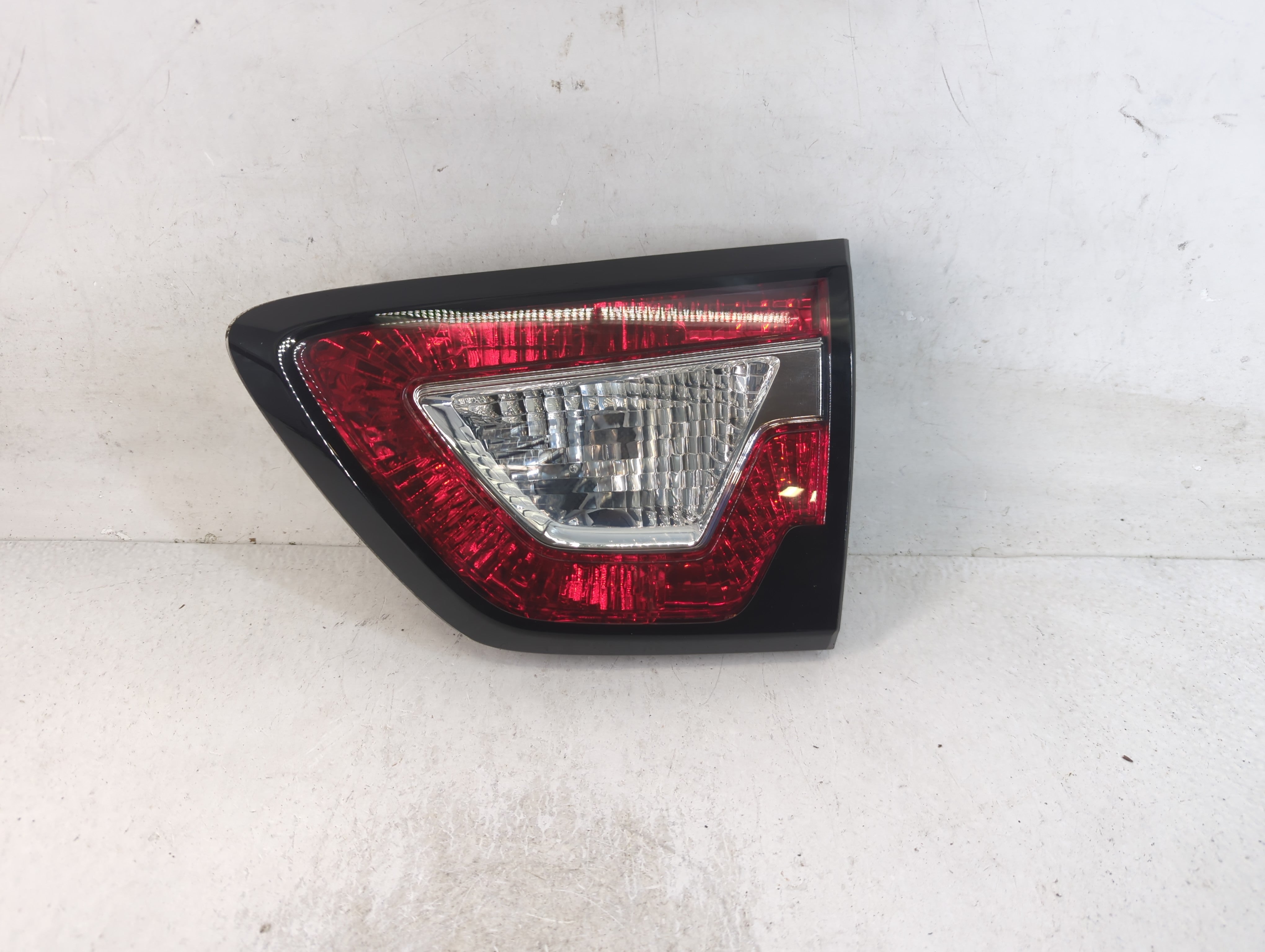 2013-2017 Chevrolet Traverse Tail Light Assembly Passenger Right OEM Fits Fits 2013 2014 2015 2016 2017 OEM Used Auto Parts - Oemusedautoparts1.com