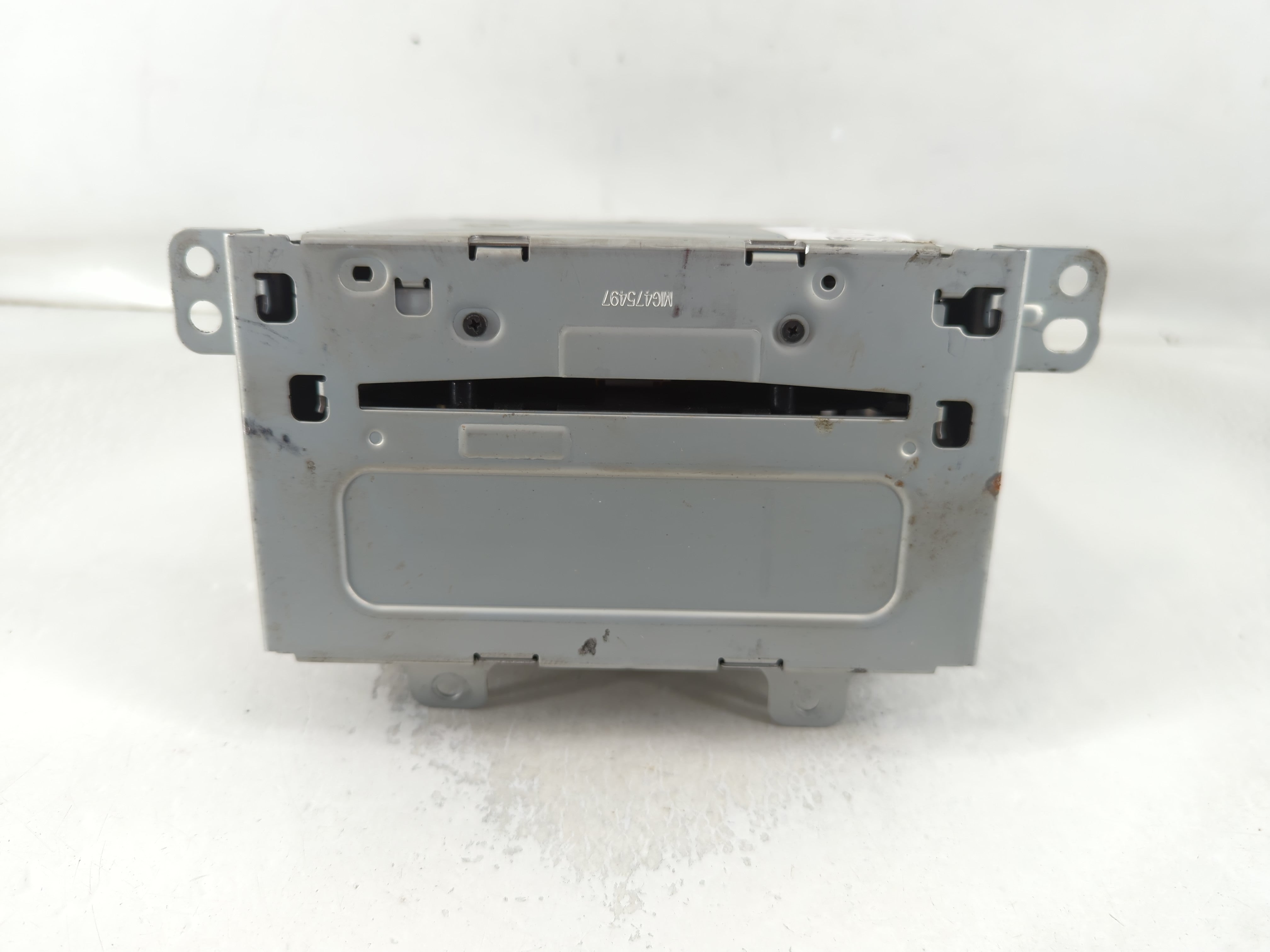2013-2015 Chevrolet Equinox Radio AM FM Cd Player Receiver Replacement P/N:22976137 Fits Fits 2013 2014 2015 2016 OEM Used Auto Parts - Oemusedautoparts1.com
