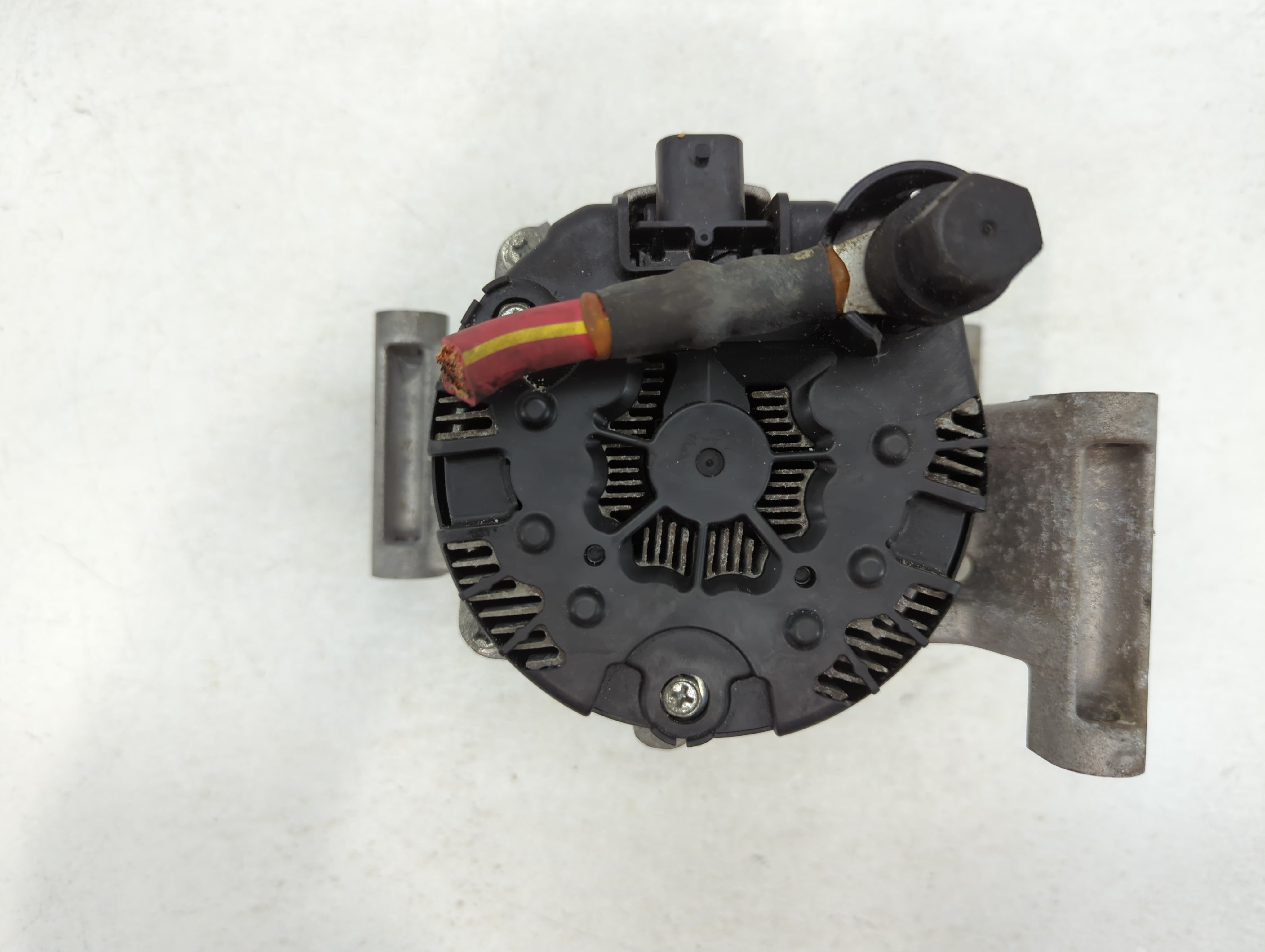 2019-2021 Chevrolet Malibu Alternator Replacement Generator Charging Assembly Engine OEM P/N:A005TV0184ZC 13534118 Fits OEM Used Auto Parts - Oemusedautoparts1.com
