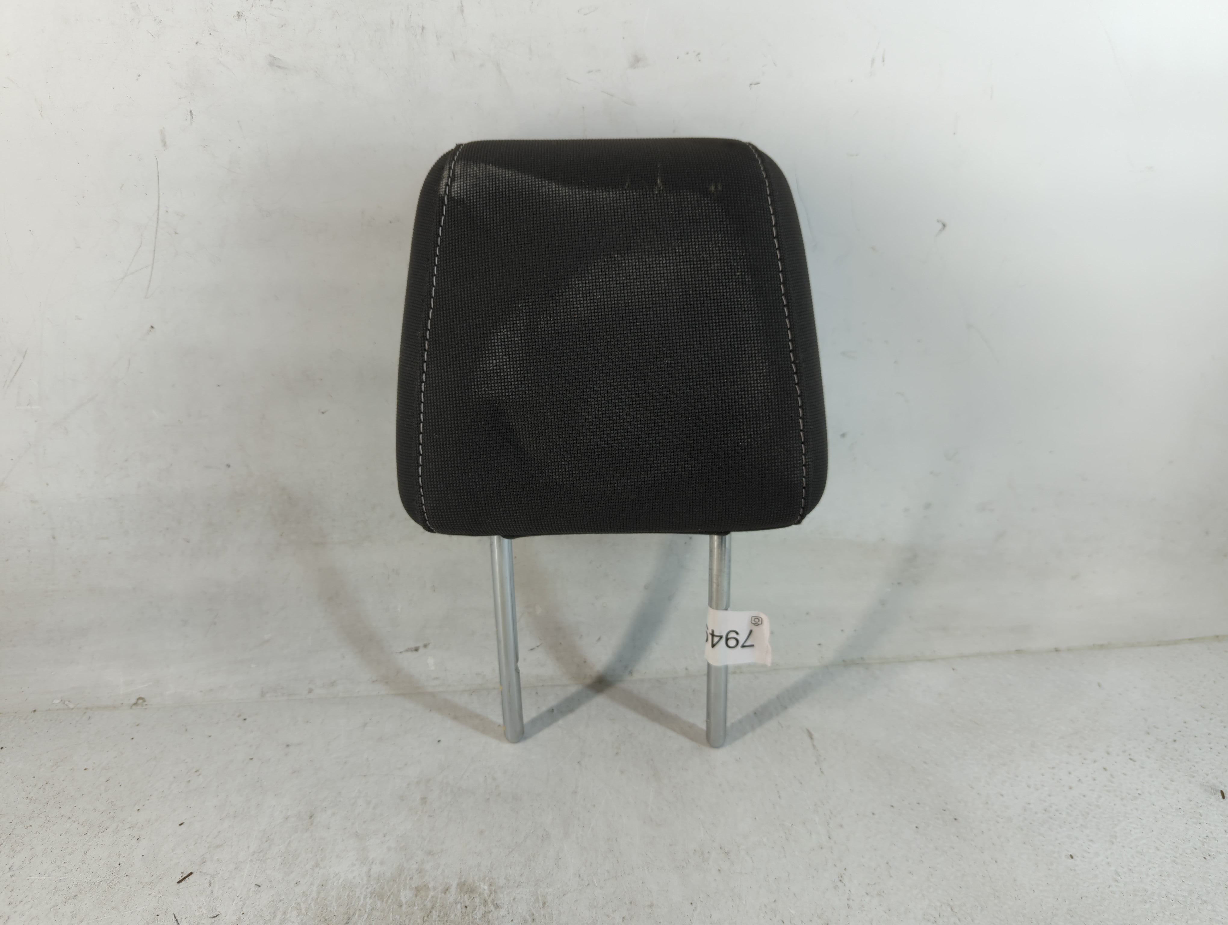 2013-2014 Ford Focus Headrest Head Rest Front Driver Passenger Seat Fits Fits 2013 2014 OEM Used Auto Parts - Oemusedautoparts1.com