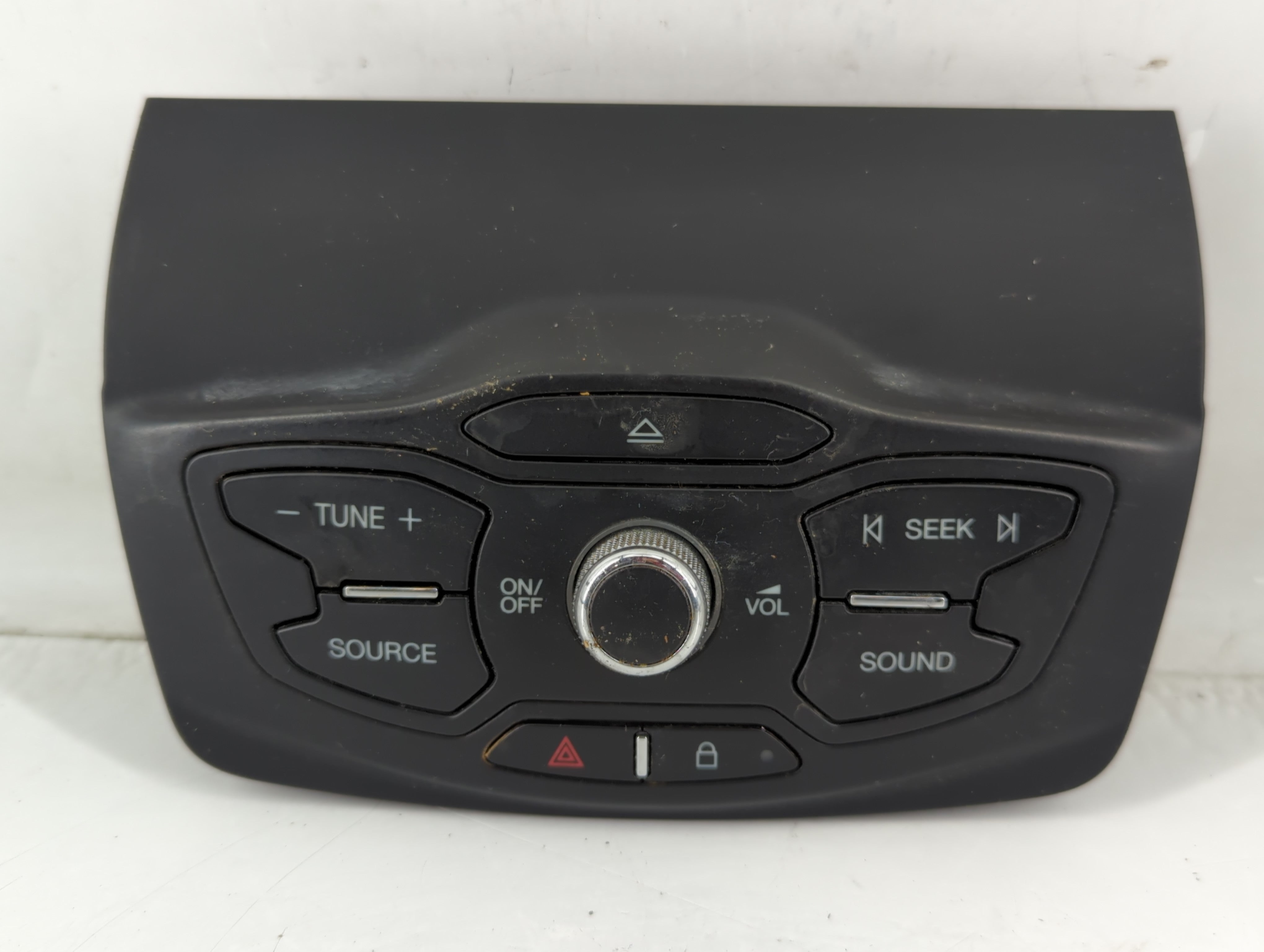 2013-2016 Ford C-Max Radio AM FM Cd Player Receiver Replacement P/N:CJ5T 18K811 HG Fits Fits 2013 2014 2015 2016 OEM Used Auto Parts - Oemusedautoparts1.com