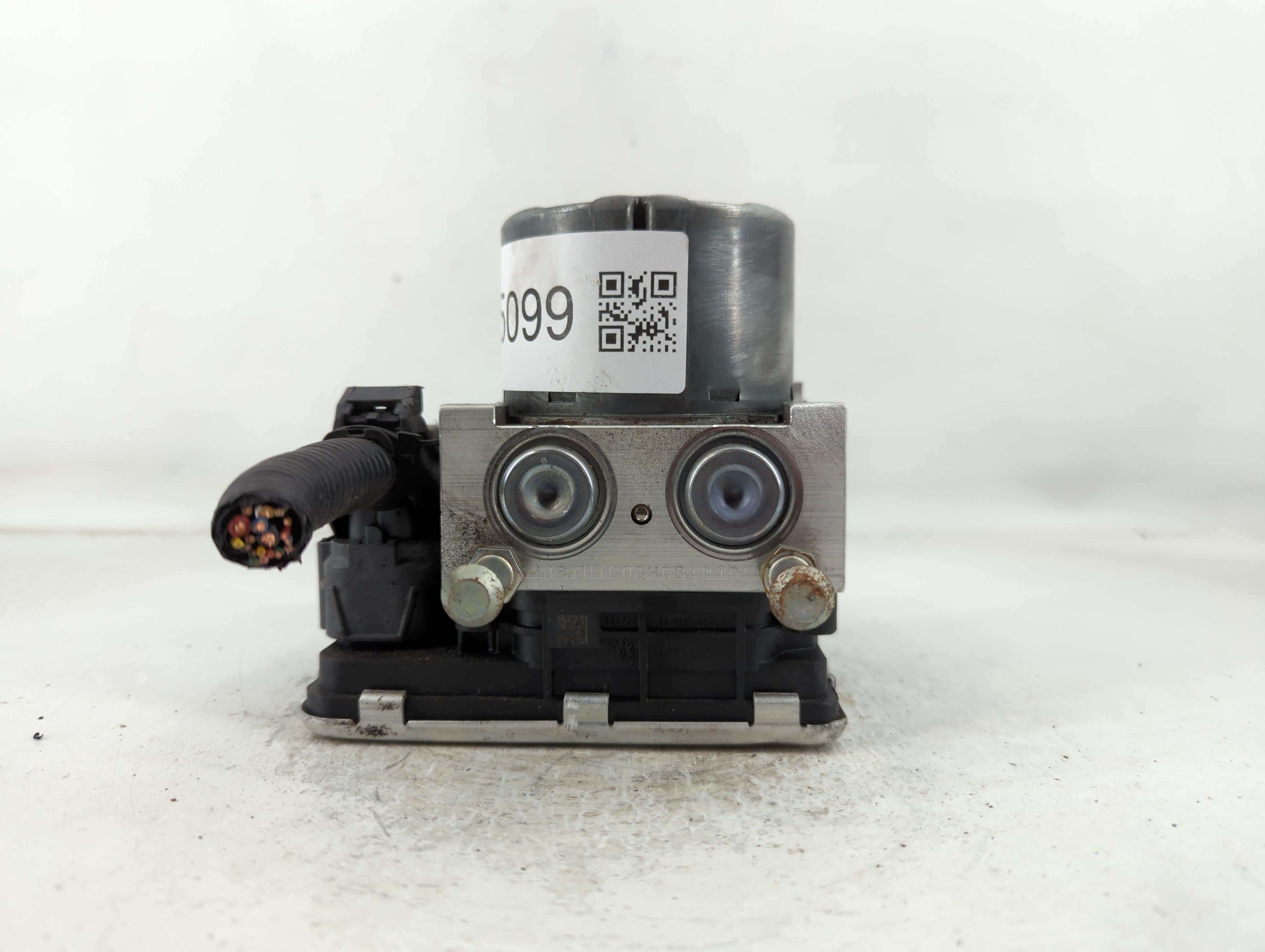 2018-2021 Hyundai Kona ABS Pump Control Module Replacement P/N:58900-J9100 Fits Fits 2018 2019 2020 2021 OEM Used Auto Parts - Oemusedautoparts1.com