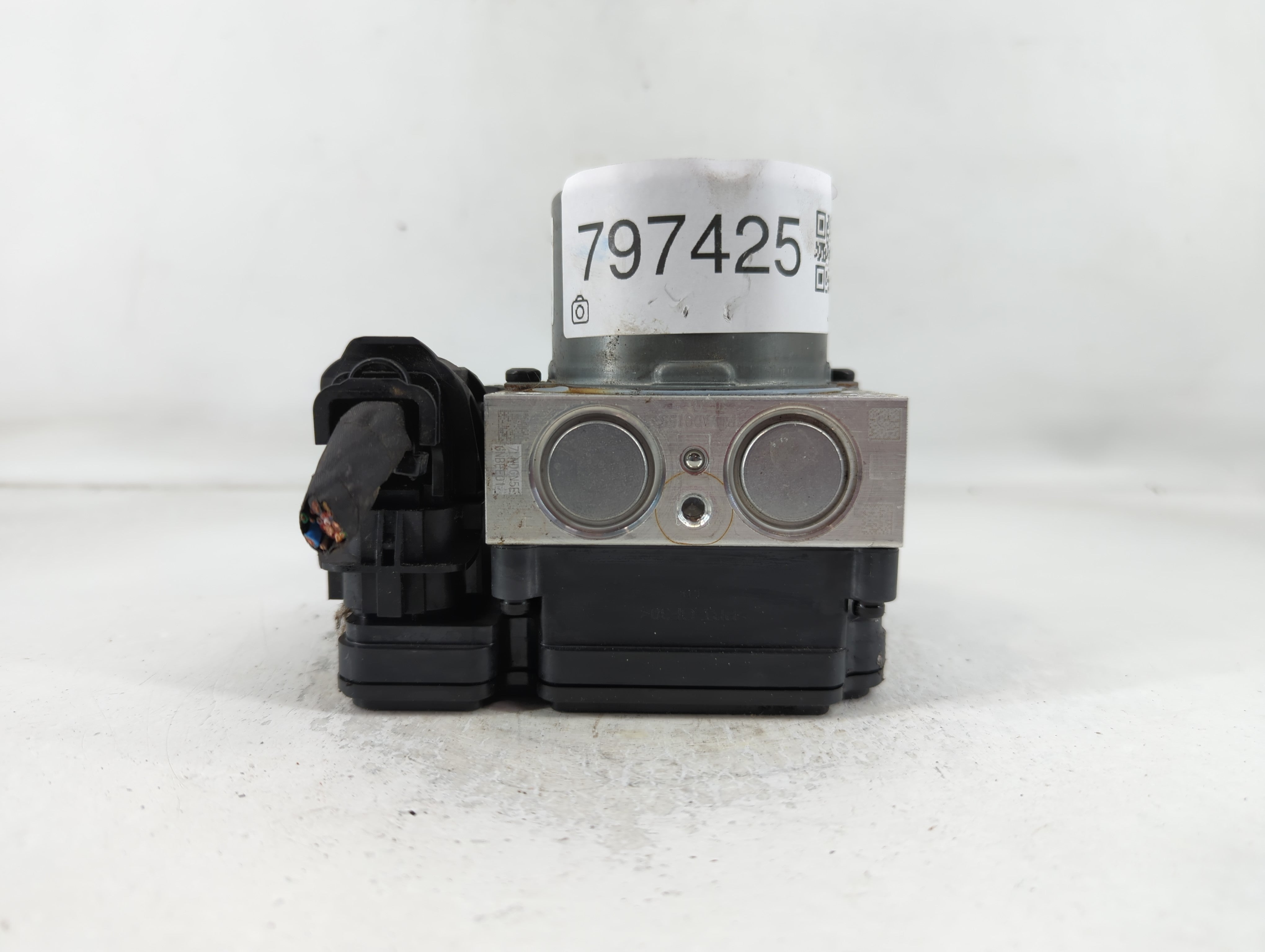 2020-2021 Kia Soul ABS Pump Control Module Replacement P/N:58910-K0100 Fits Fits 2020 2021 OEM Used Auto Parts - Oemusedautoparts1.com