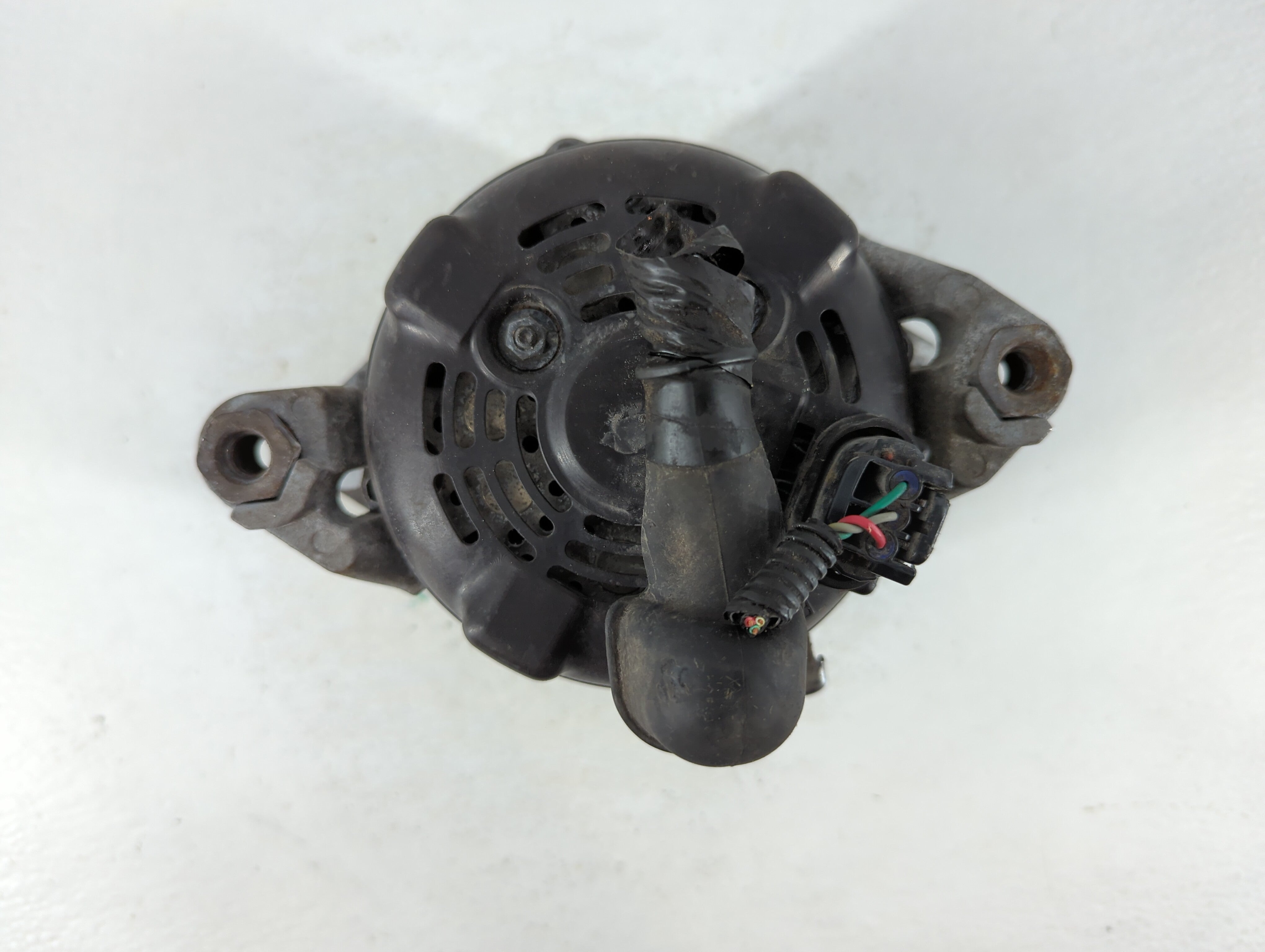 2015-2019 Hyundai Sonata Alternator Replacement Generator Charging Assembly Engine OEM P/N:37300-2G061 Fits OEM Used Auto Parts - Oemusedautoparts1.com