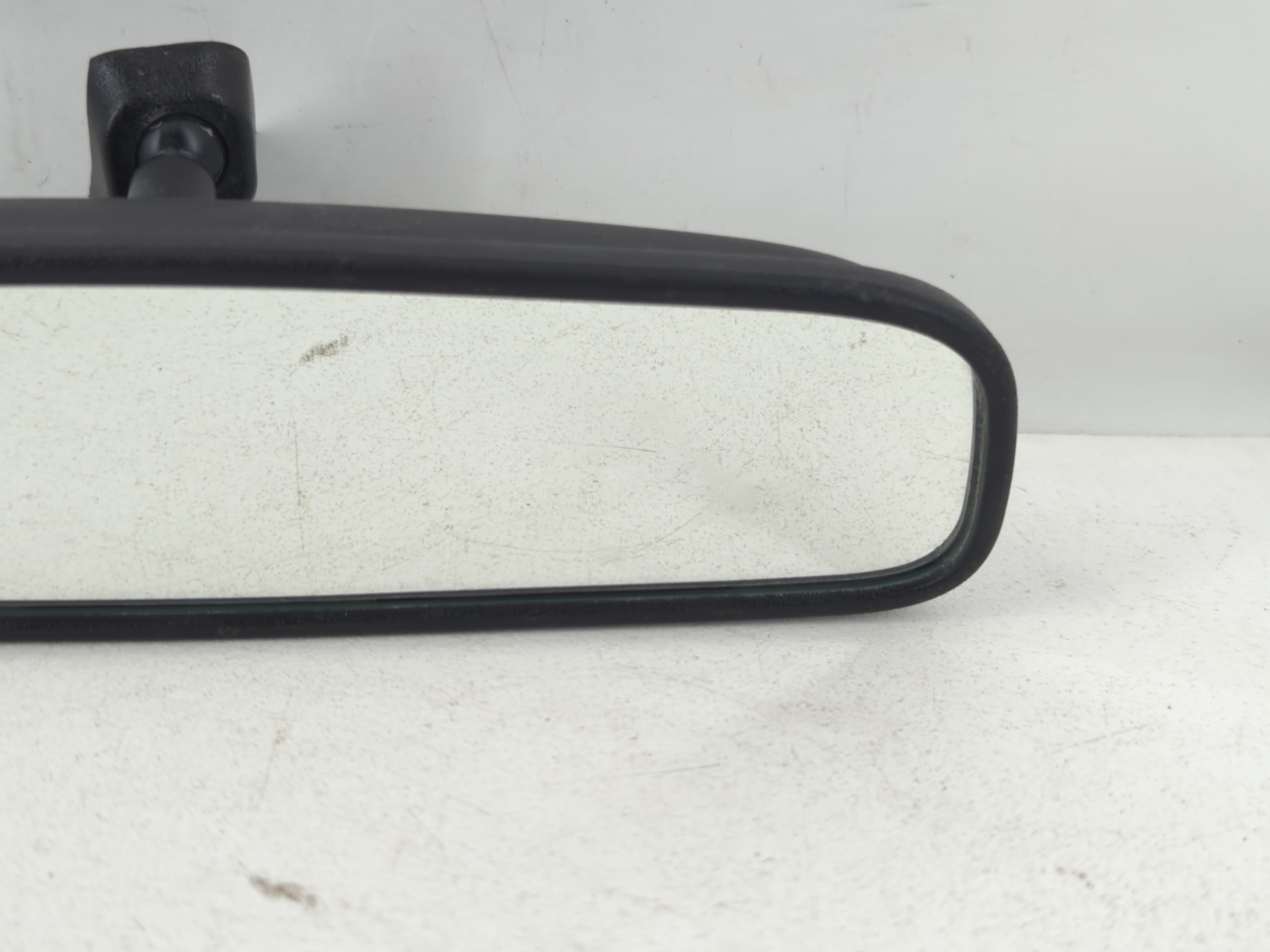 2020 Hyundai Venue Interior Rear View Mirror Replacement OEM P/N:E13049848 Fits OEM Used Auto Parts - Oemusedautoparts1.com