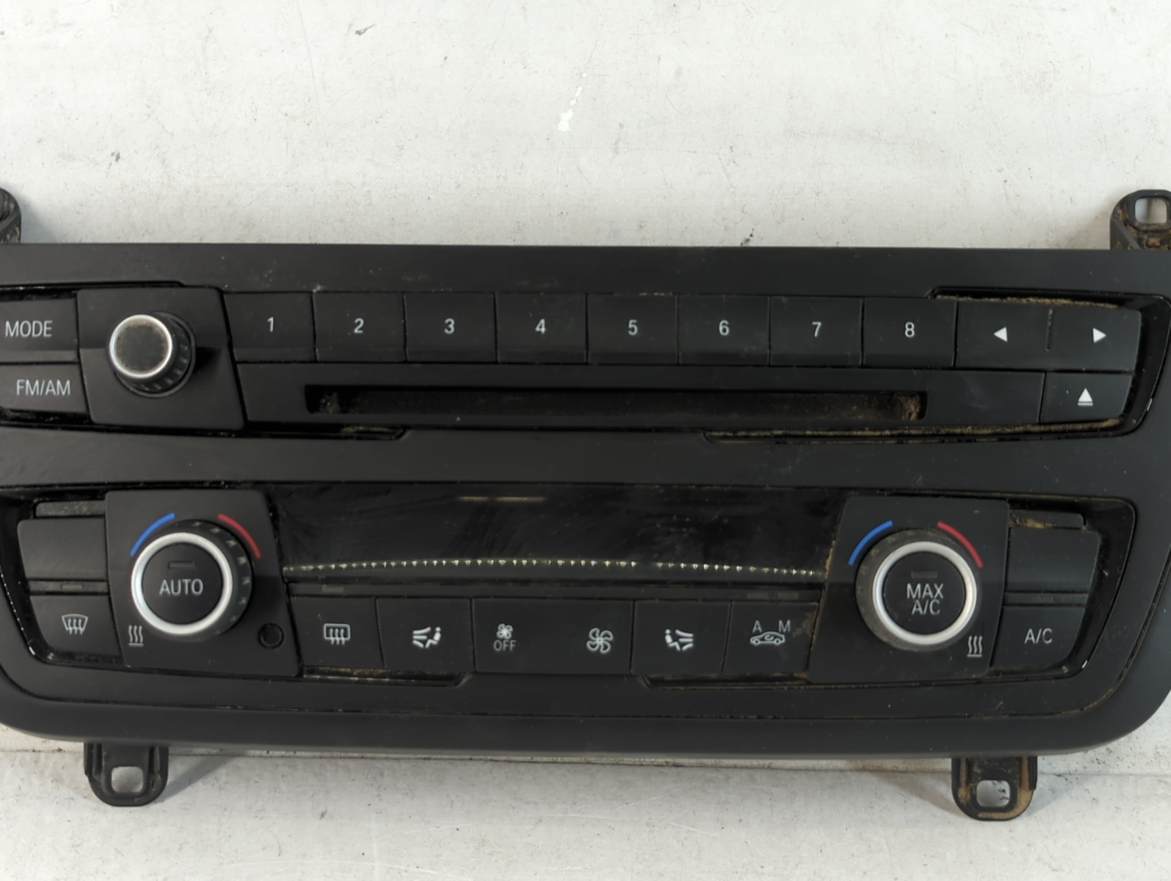 2012-2014 Bmw 320i Climate Control Module Temperature AC/Heater Replacement P/N:64.11-9226784-04 Fits Fits 2012 2013 2014 OEM Used Auto Parts - Oemusedautoparts1.com