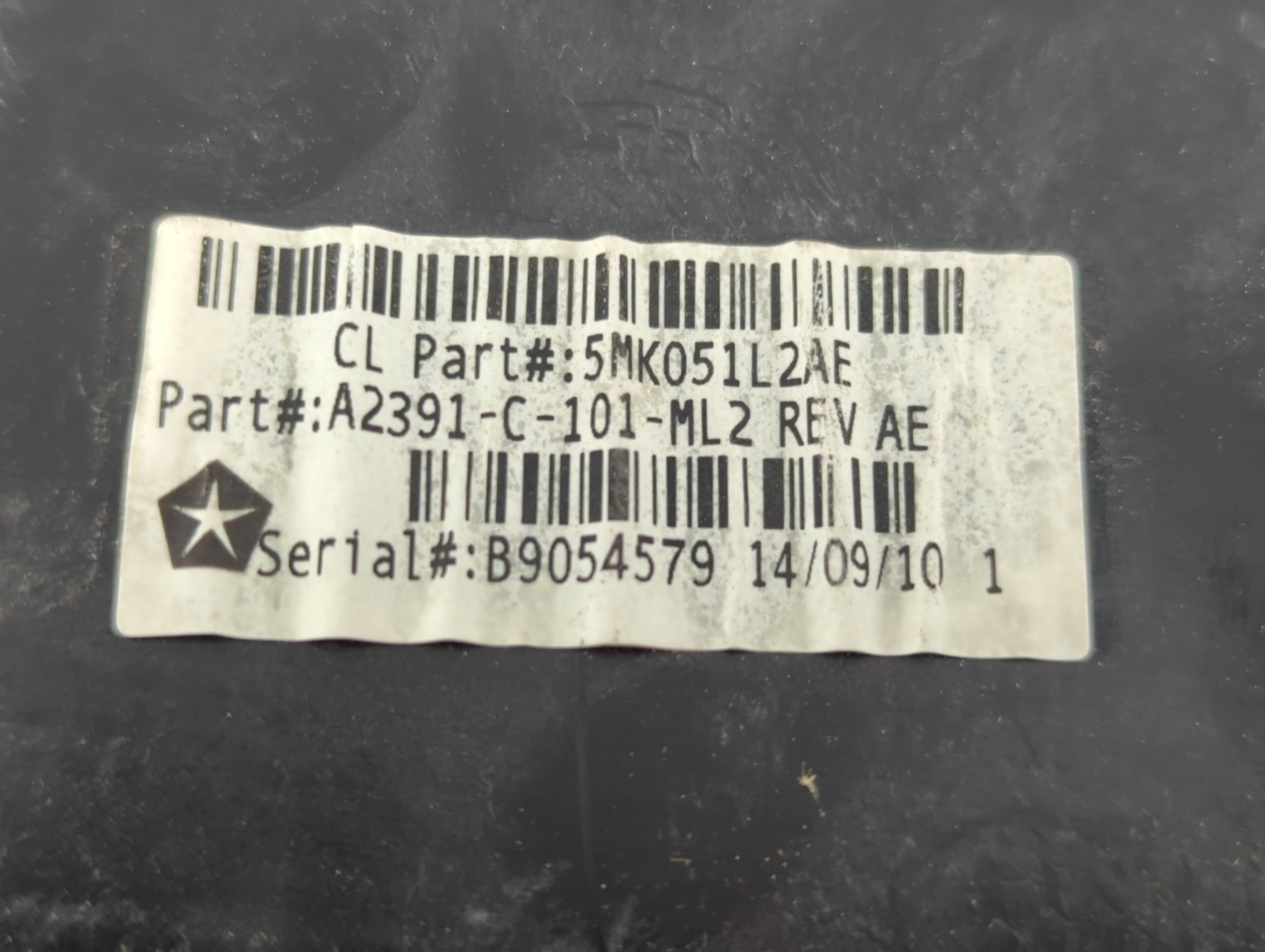2015 Chrysler 200 Overhead Roof Console - Oemusedautoparts1.com