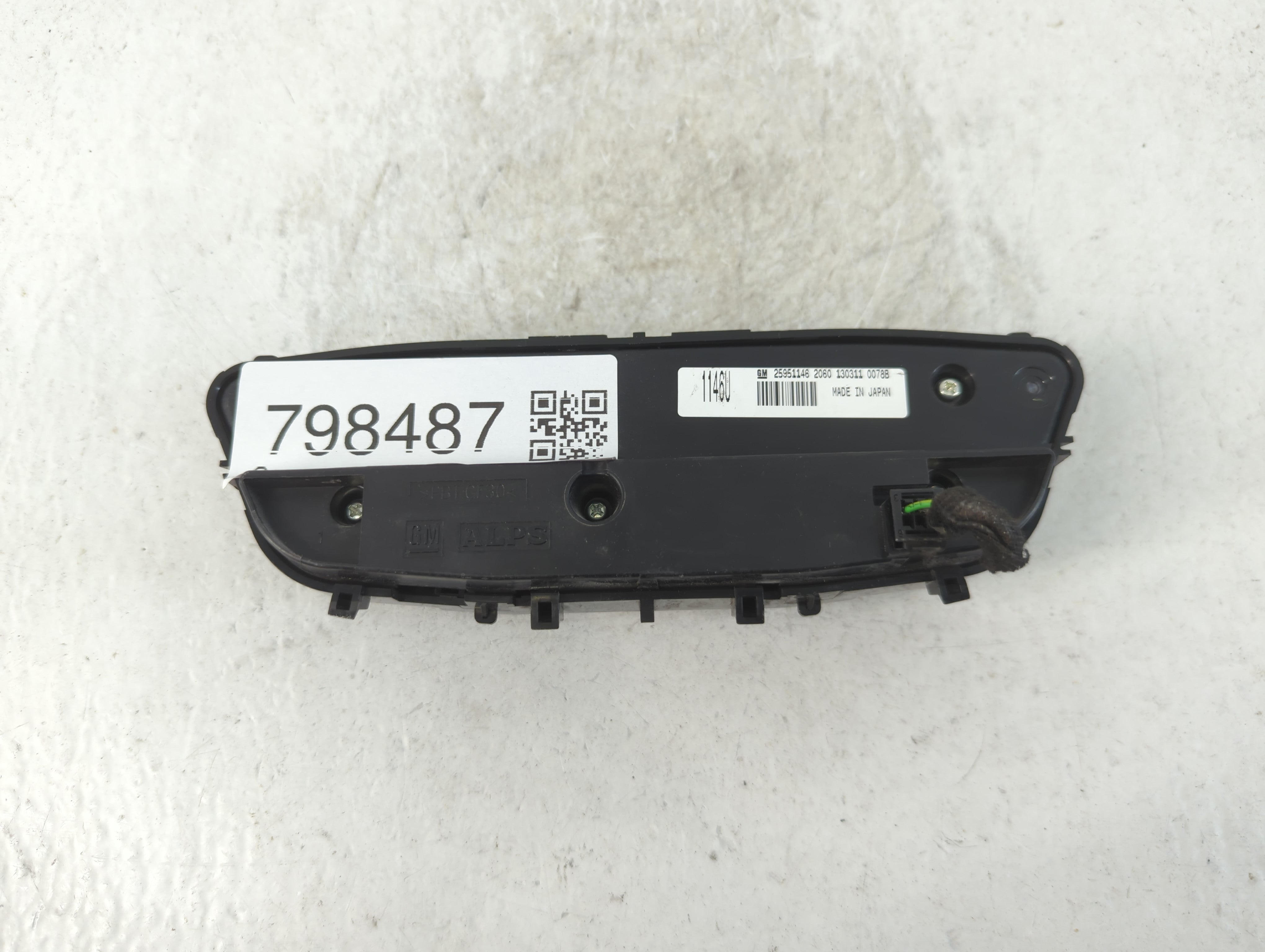 2012-2013 Buick Regal Climate Control Module Temperature AC/Heater Replacement P/N:25951146 Fits Fits 2012 2013 OEM Used Auto Parts - Oemusedautoparts1.com