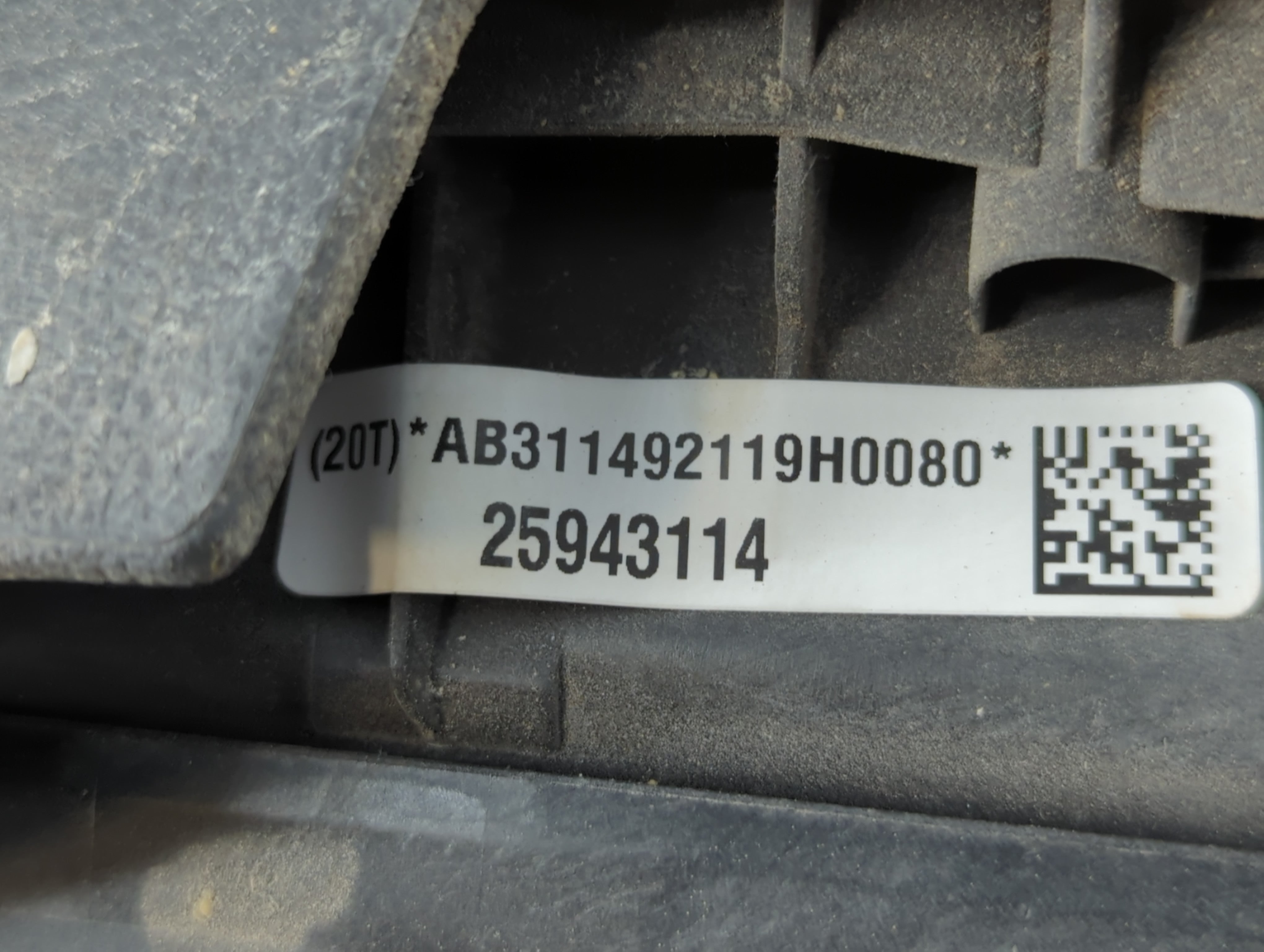 2010 Cadillac Srx Air Bag Driver Left Steering Wheel Mounted P/N:25943114 Fits OEM Used Auto Parts - Oemusedautoparts1.com