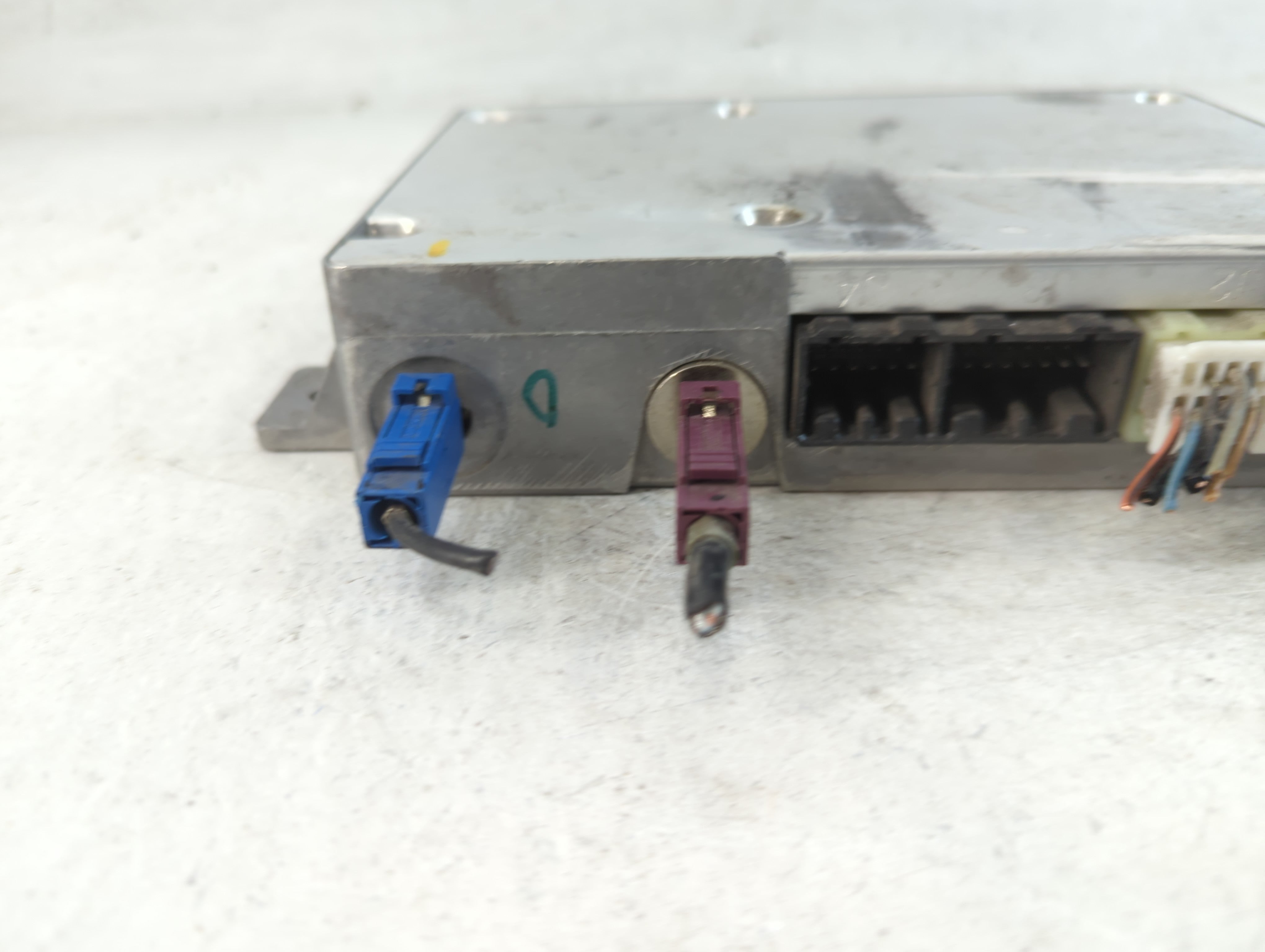2006 Buick Lucerne Bluetooth Phone Communication Control Module Ccm Oem - Oemusedautoparts1.com