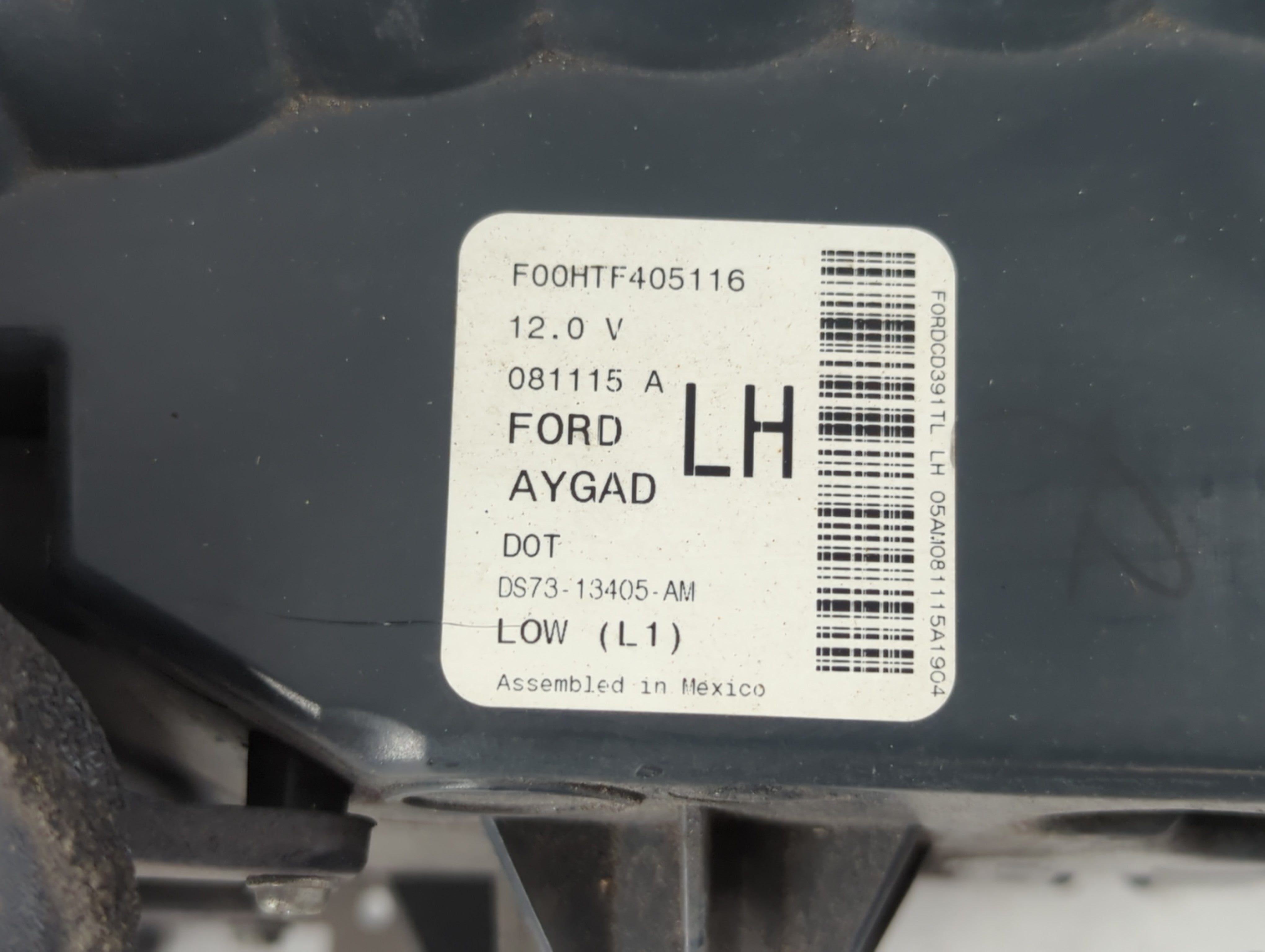 2013-2016 Ford Fusion Tail Light Assembly Driver Left OEM P/N:DS73-13405-AM Fits Fits 2013 2014 2015 2016 OEM Used Auto Parts - Oemusedautoparts1.com