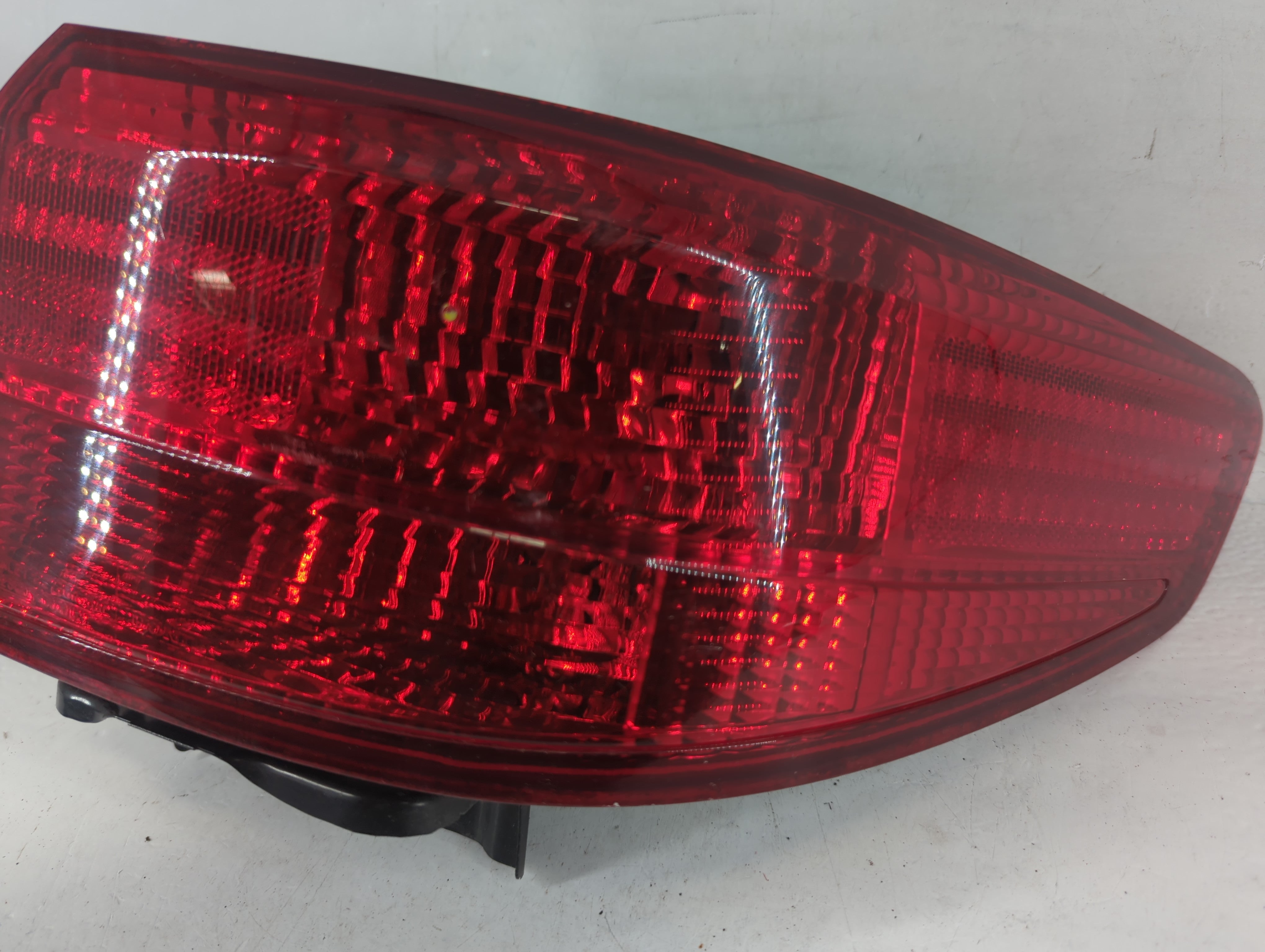 2005 Honda Accord Tail Light Assembly Passenger Right OEM Fits OEM Used Auto Parts - Oemusedautoparts1.com