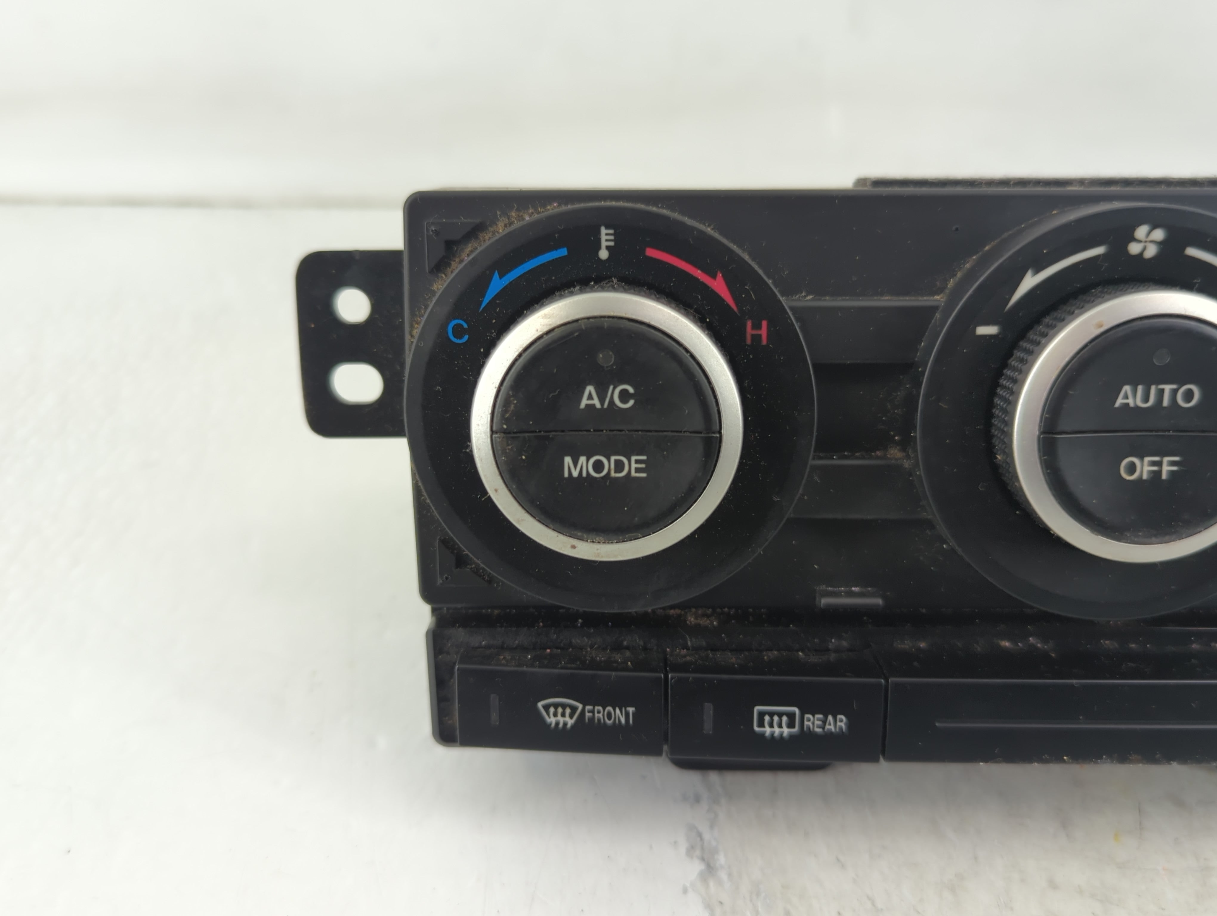 2007-2009 Mazda Cx-9 Climate Control Module Temperature AC/Heater Replacement P/N:TD11 61 190 Fits Fits 2007 2008 2009 OEM Used Auto Parts - Oemusedautoparts1.com