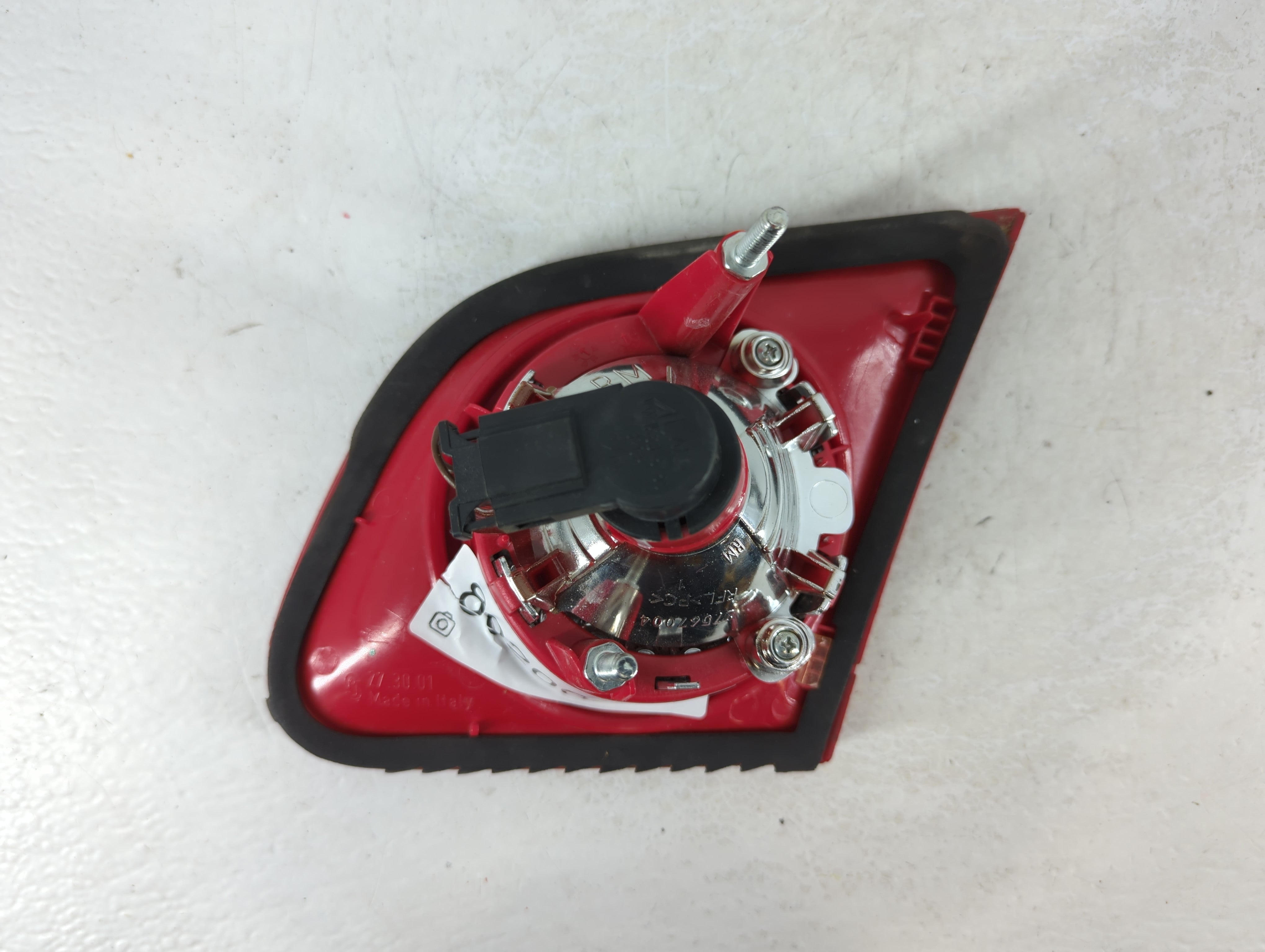 2006-2010 Volkswagen Passat Tail Light Assembly Driver Left OEM Fits Fits 2006 2007 2008 2009 2010 OEM Used Auto Parts - Oemusedautoparts1.com