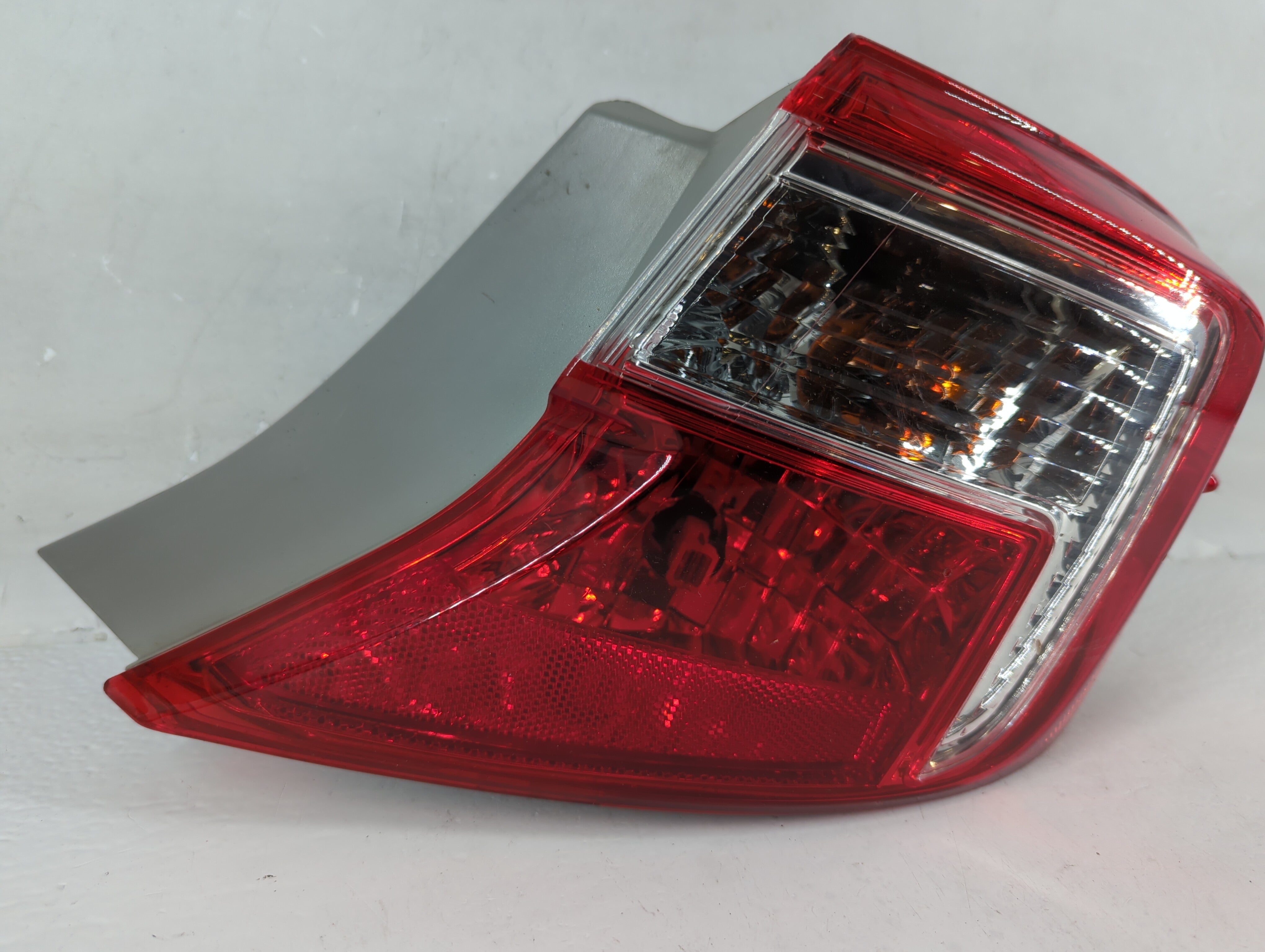 2012-2014 Toyota Camry Tail Light Assembly Passenger Right OEM Fits Fits 2012 2013 2014 OEM Used Auto Parts - Oemusedautoparts1.com