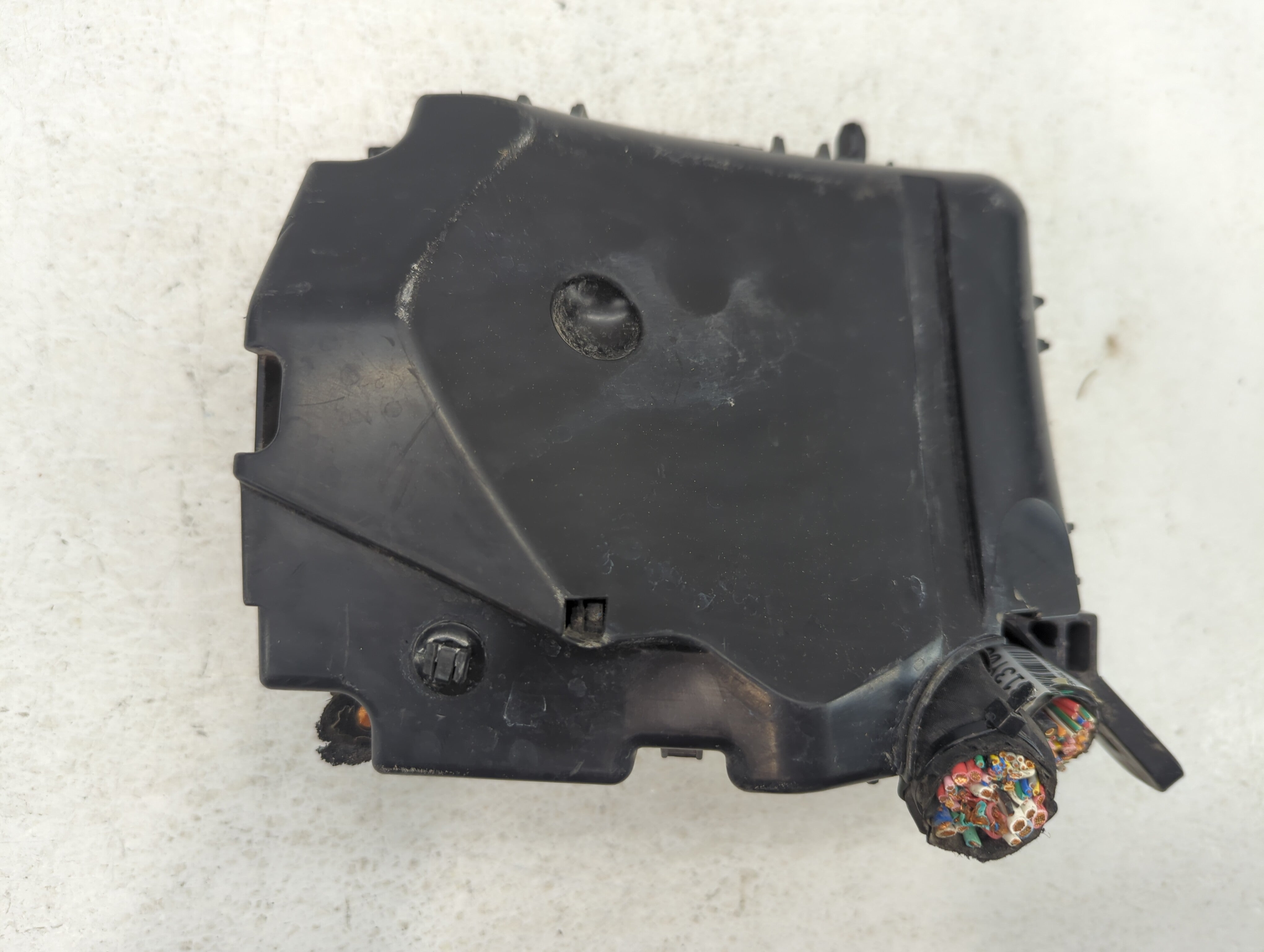 2014-2015 Hyundai Elantra Fusebox Fuse Box Panel Relay Module Fits Fits 2014 2015 OEM Used Auto Parts - Oemusedautoparts1.com