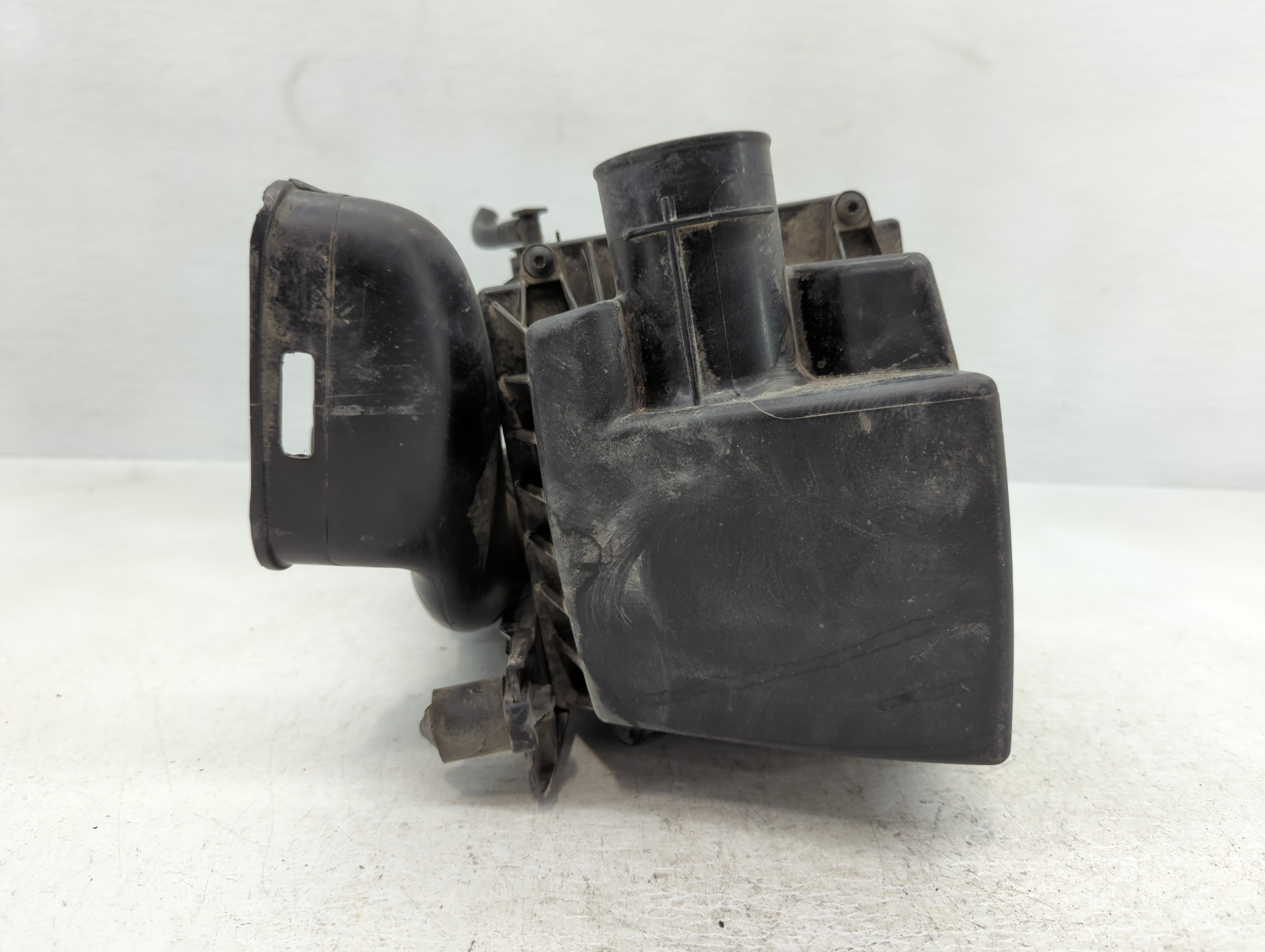 2014-2019 Ford Fiesta Air Cleaner Intake-duct Hose Tube - Oemusedautoparts1.com