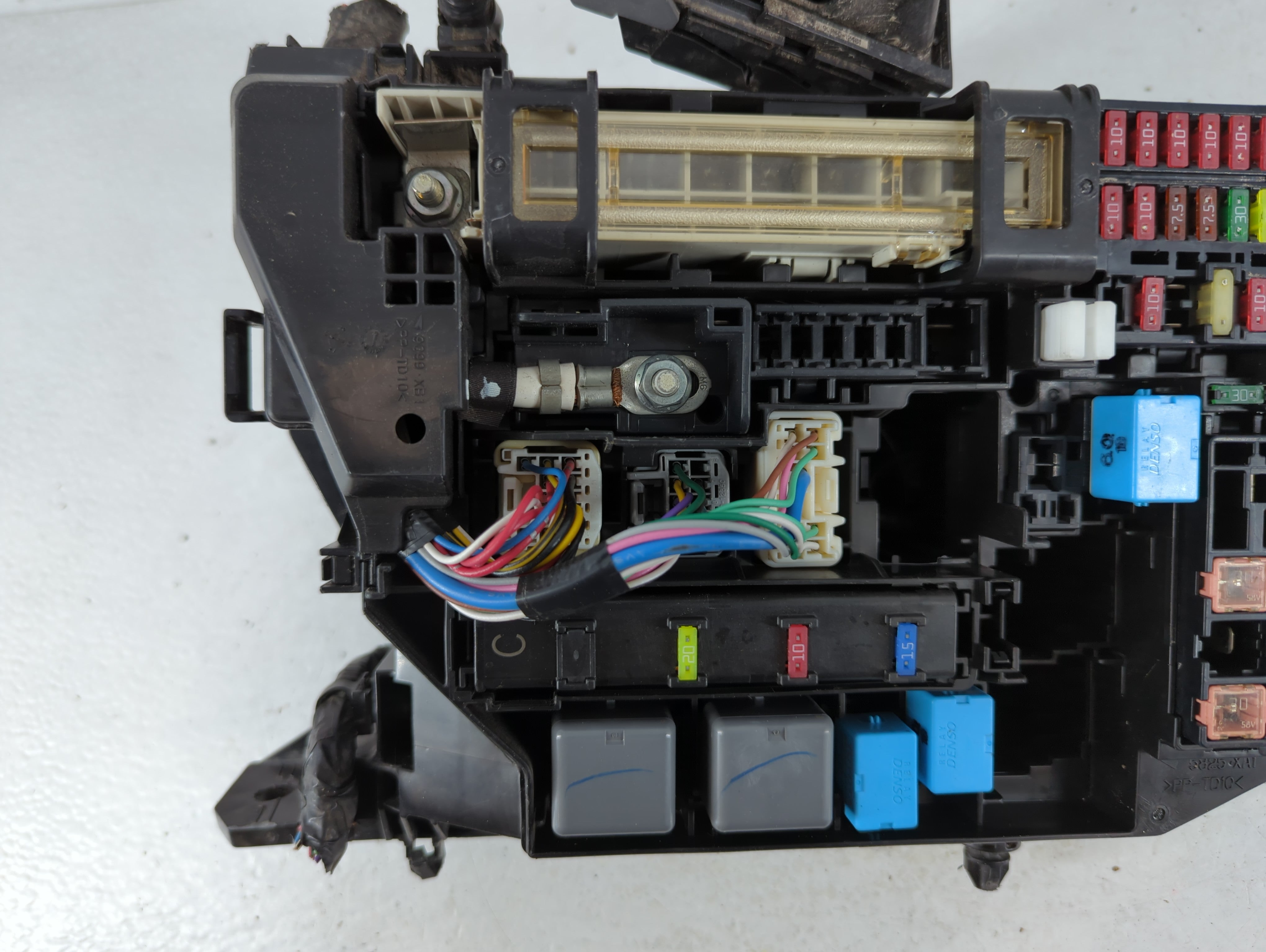 2009-2013 Toyota Corolla Fusebox Fuse Box Panel Relay Module P/N:82662-02270 Fits Fits 2009 2010 2011 2012 2013 2014 OEM Used Auto Parts - Oemusedautoparts1.com