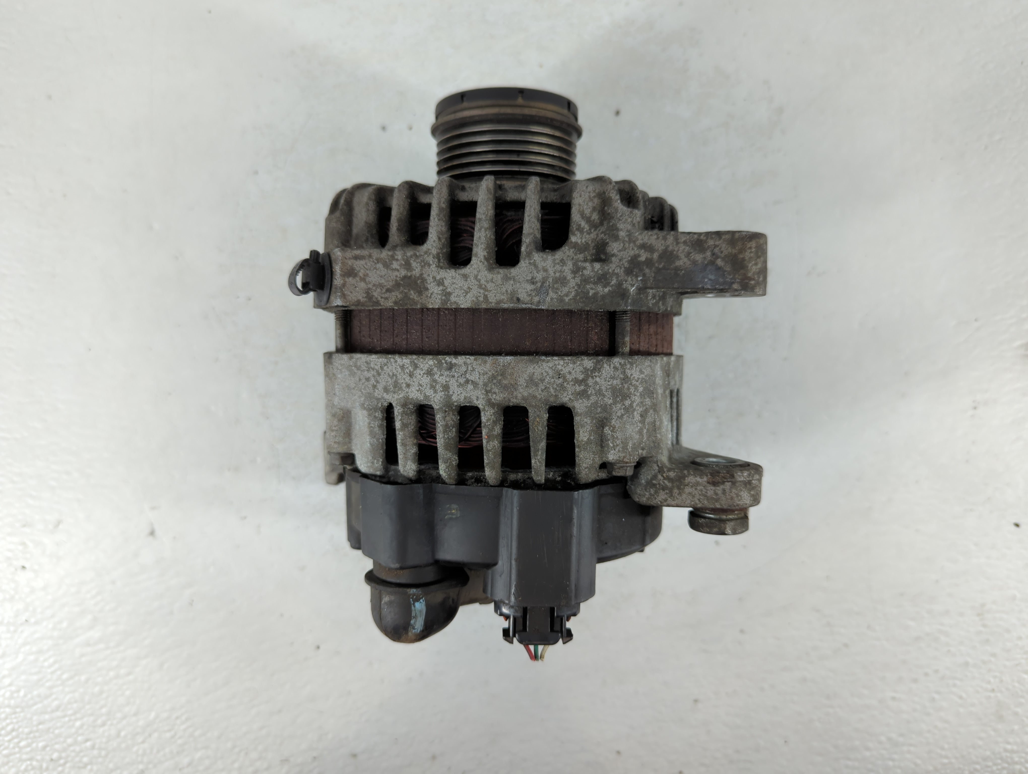2016 Hyundai Santa Fe Alternator Replacement Generator Charging Assembly Engine OEM P/N:37300-2G850 Fits Fits 2014 2015 OEM Used Auto Parts - Oemusedautoparts1.com