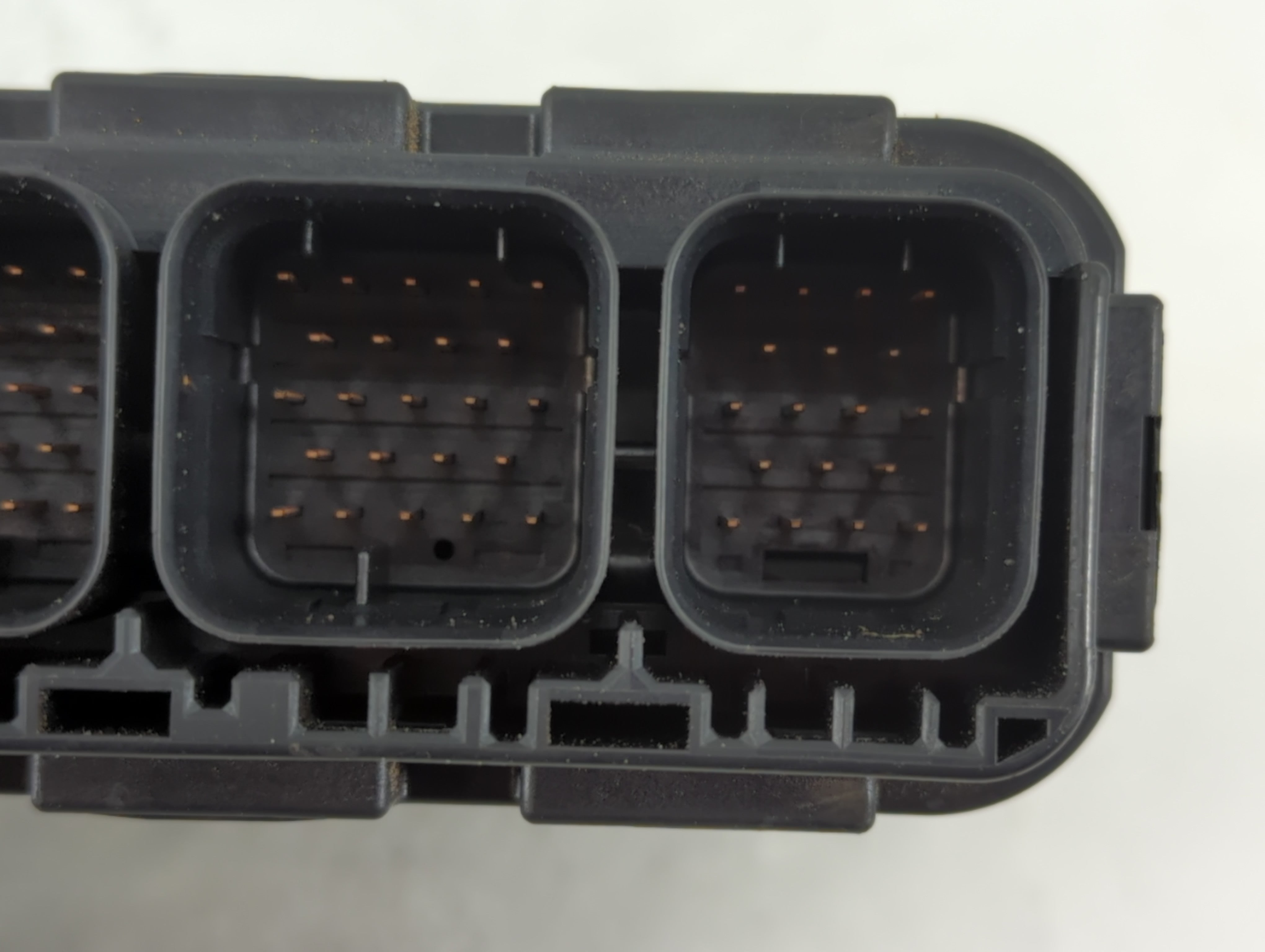 2012 Mitsubishi Galant PCM Engine Control Computer ECU ECM PCU OEM P/N:E6T72595 H00 ZC 8631B085 Fits OEM Used Auto Parts - Oemusedautoparts1.com