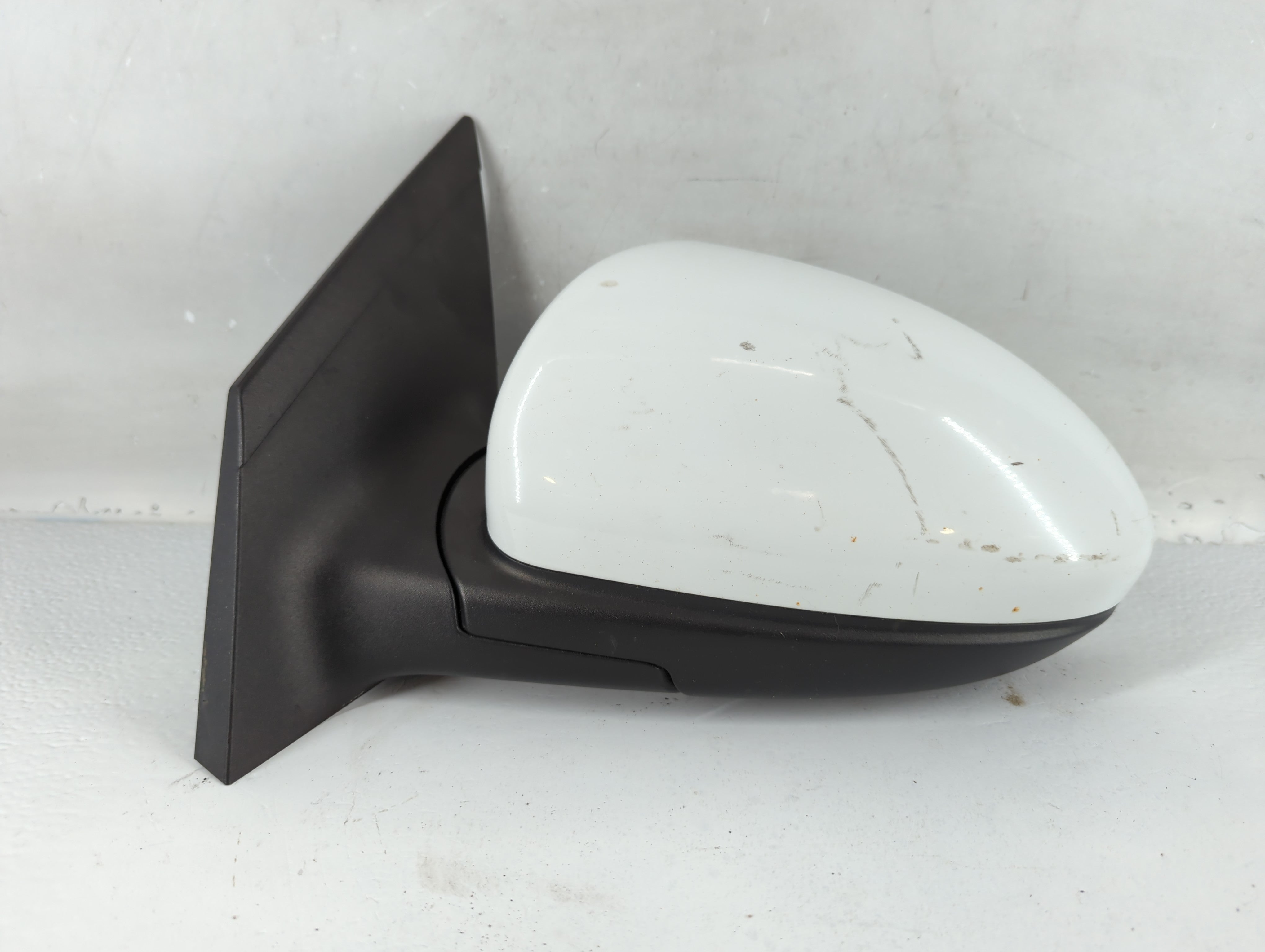 2011-2016 Chevrolet Cruze Side Mirror Replacement Driver Left View Door Mirror P/N:95220841 1243971 Fits OEM Used Auto Parts - Oemusedautoparts1.com