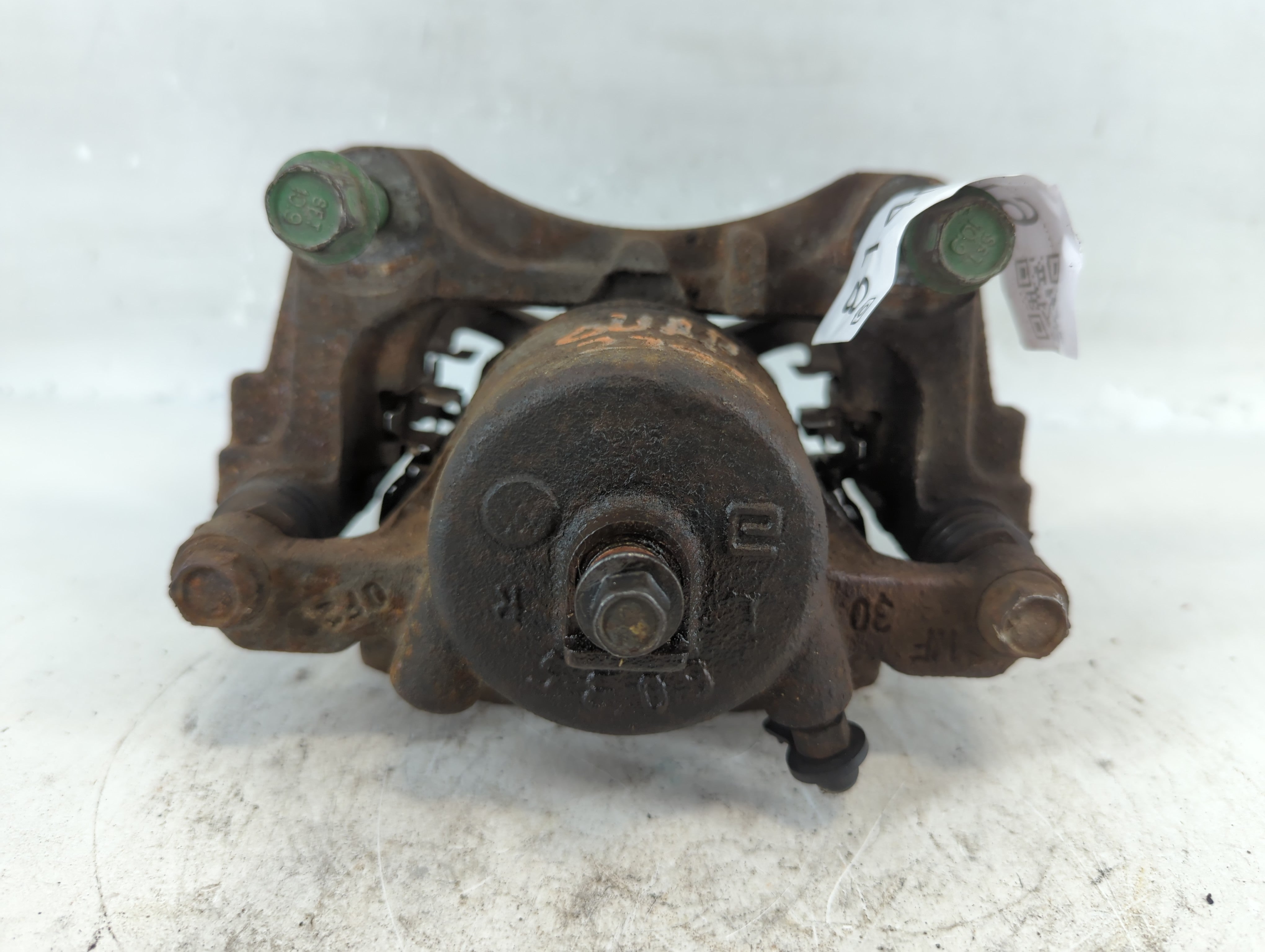 2004-2012 Chevrolet Malibu Front Driver Left Brake Caliper - Oemusedautoparts1.com