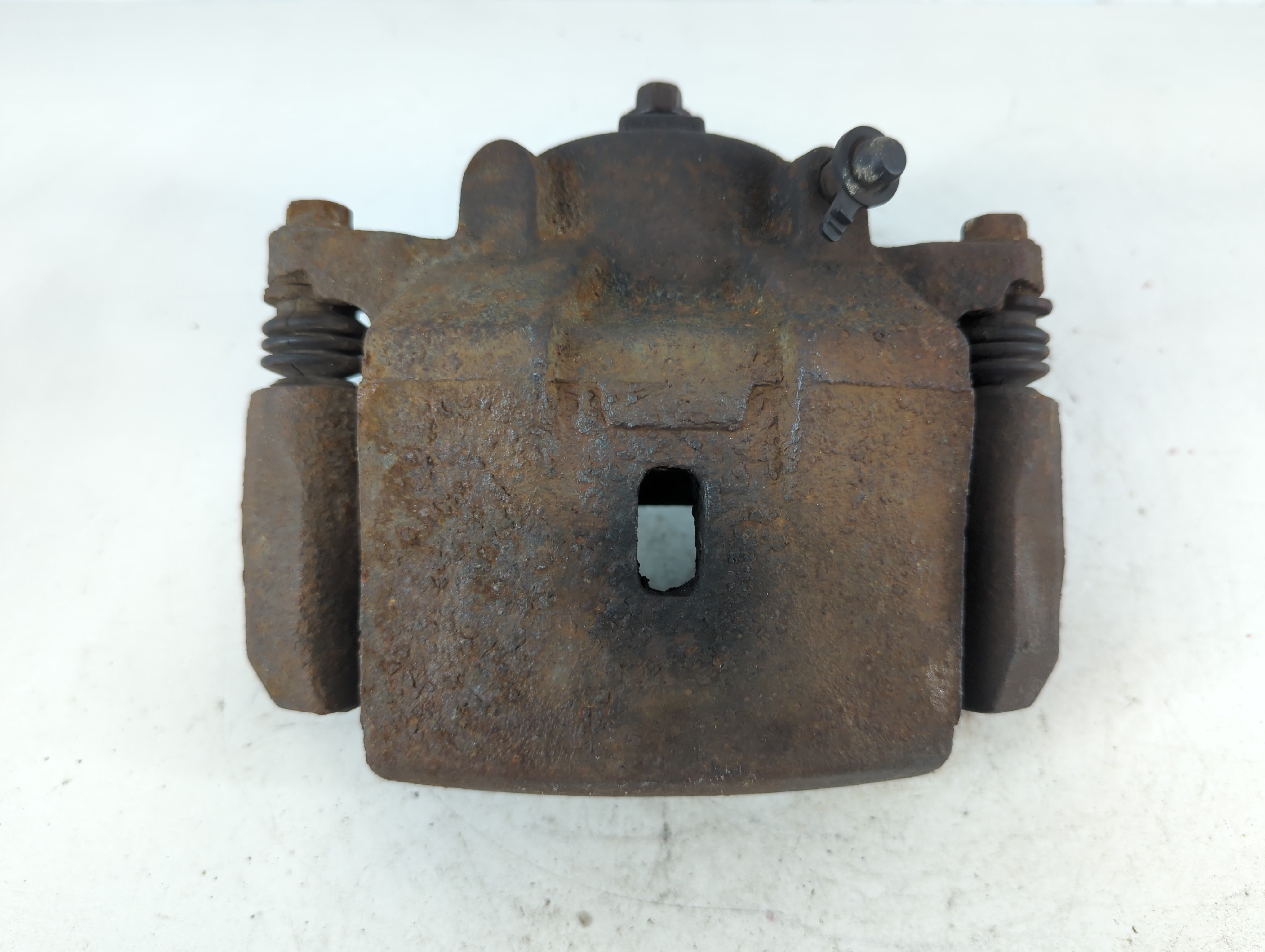 2004-2012 Chevrolet Malibu Front Driver Left Brake Caliper - Oemusedautoparts1.com