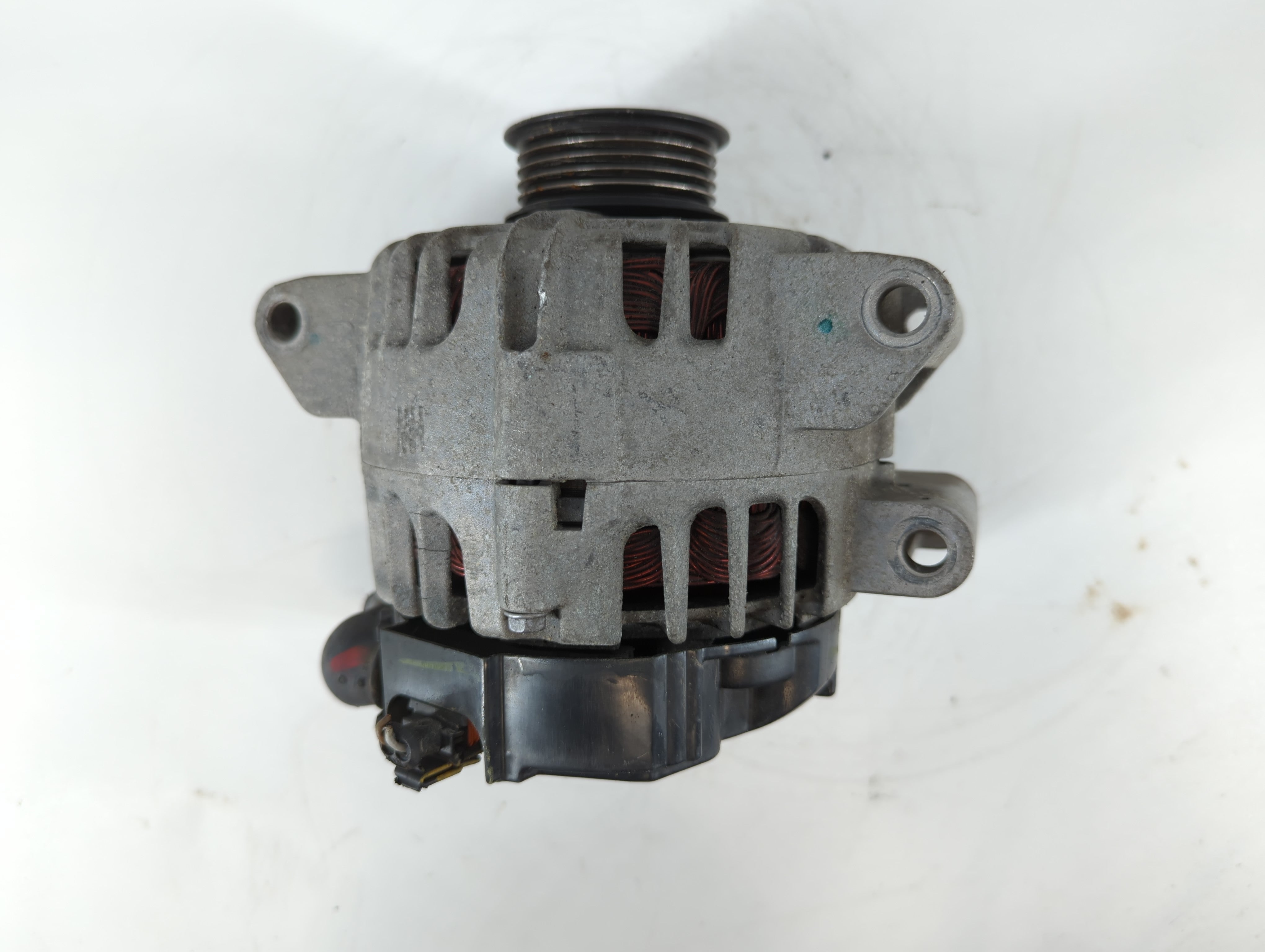 2010-2017 Chevrolet Equinox Alternator Replacement Generator Charging Assembly Engine OEM P/N:13500315 Fits OEM Used Auto Parts - Oemusedautoparts1.com