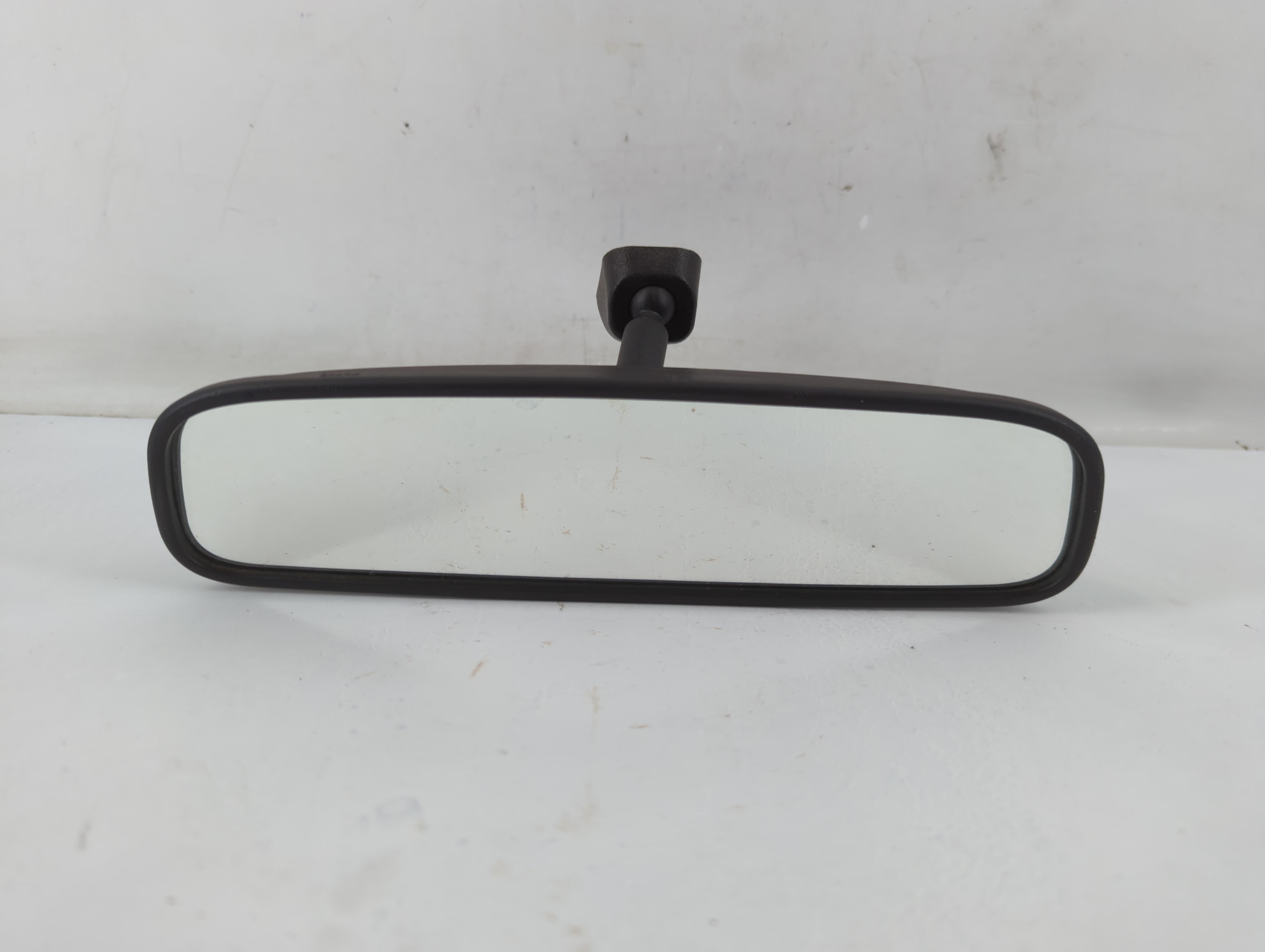 2010-2021 Kia Soul Interior Rear View Mirror Replacement OEM P/N:E4012143 Fits OEM Used Auto Parts - Oemusedautoparts1.com
