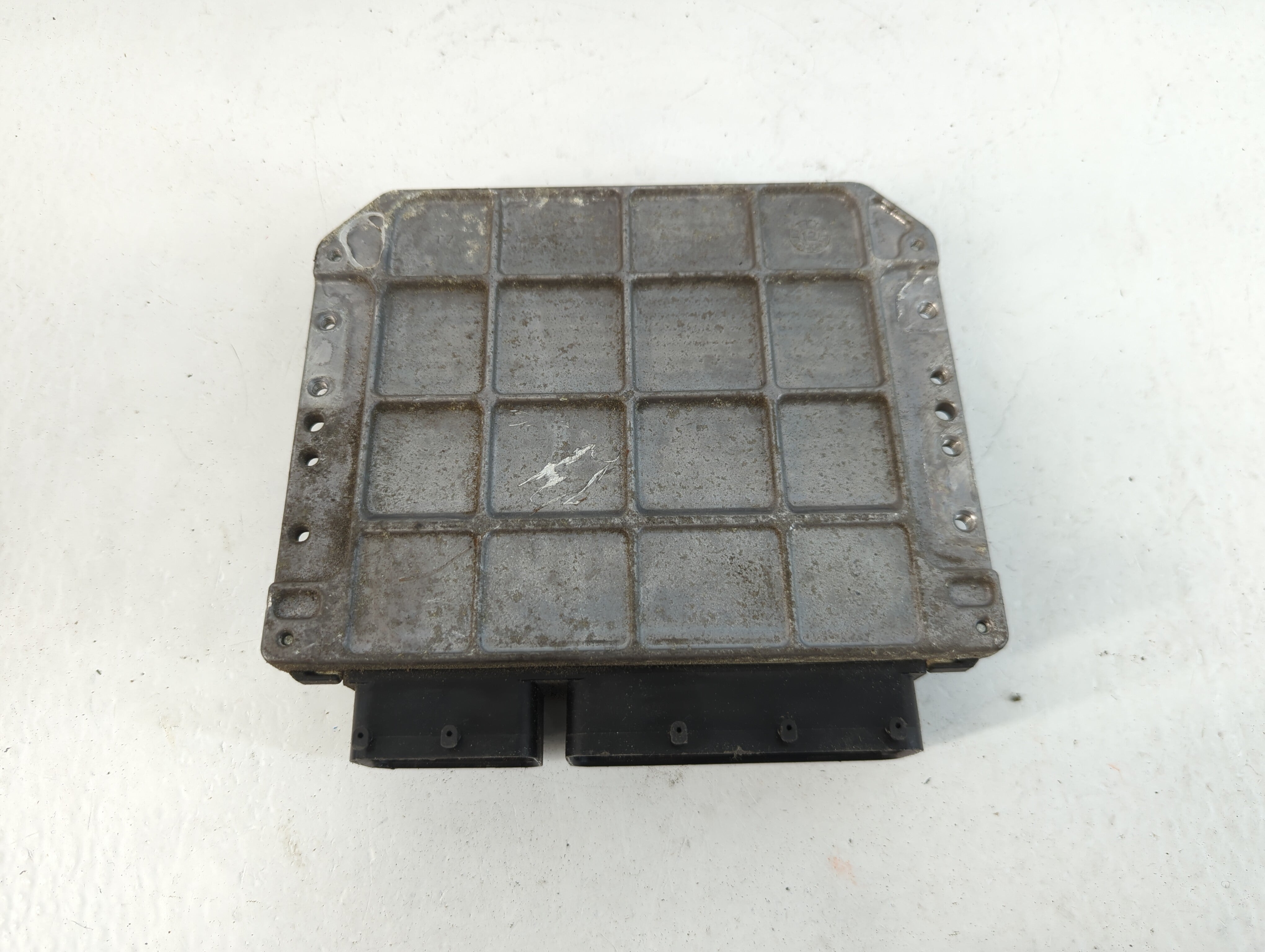 2013-2014 Toyota Sienna PCM Engine Control Computer ECU ECM PCU OEM P/N:89661-08381 Fits Fits 2013 2014 OEM Used Auto Parts - Oemusedautoparts1.com