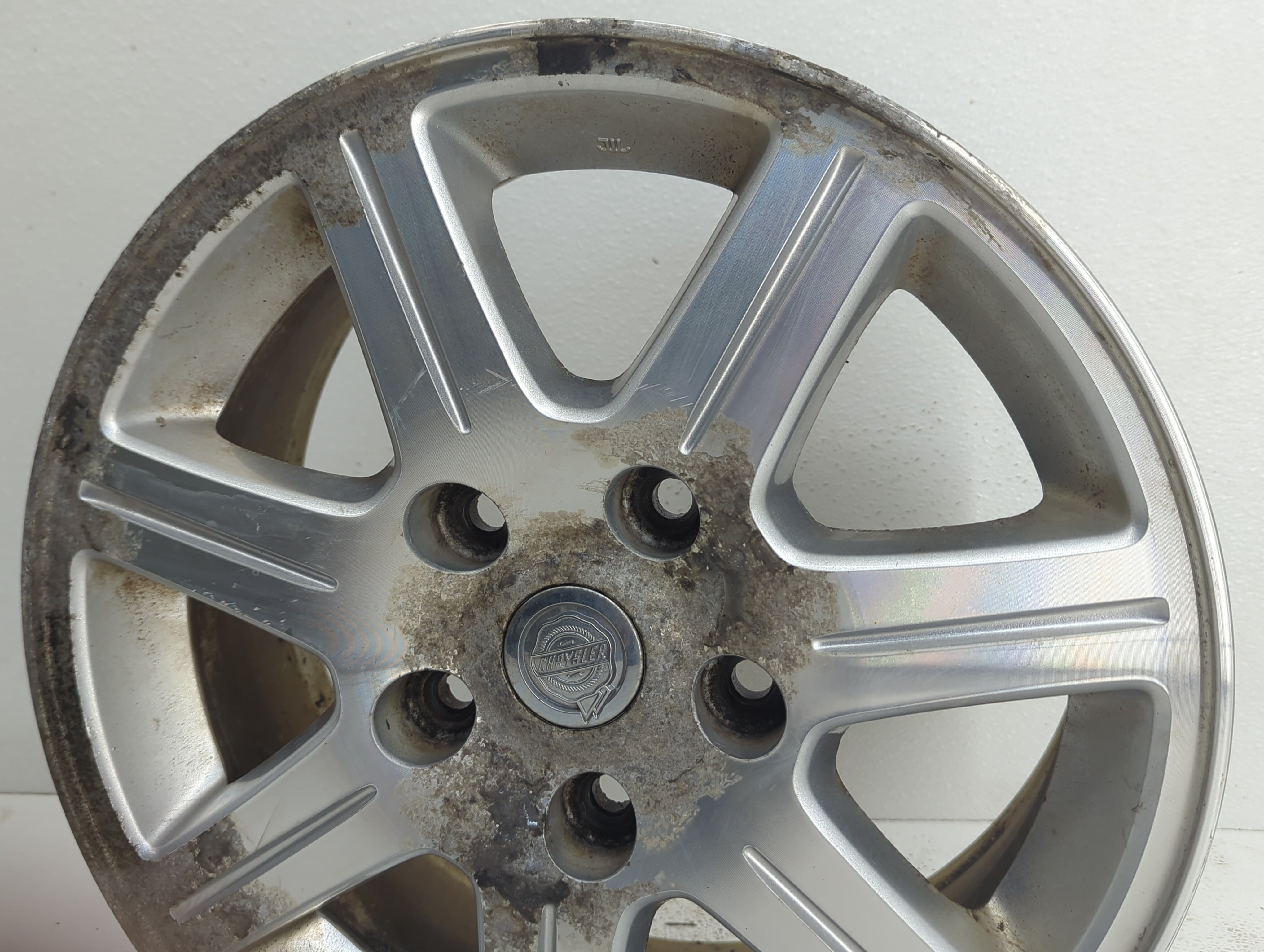 2008-2013 Chrysler Town & Country Wheel Rim Oem - Oemusedautoparts1.com