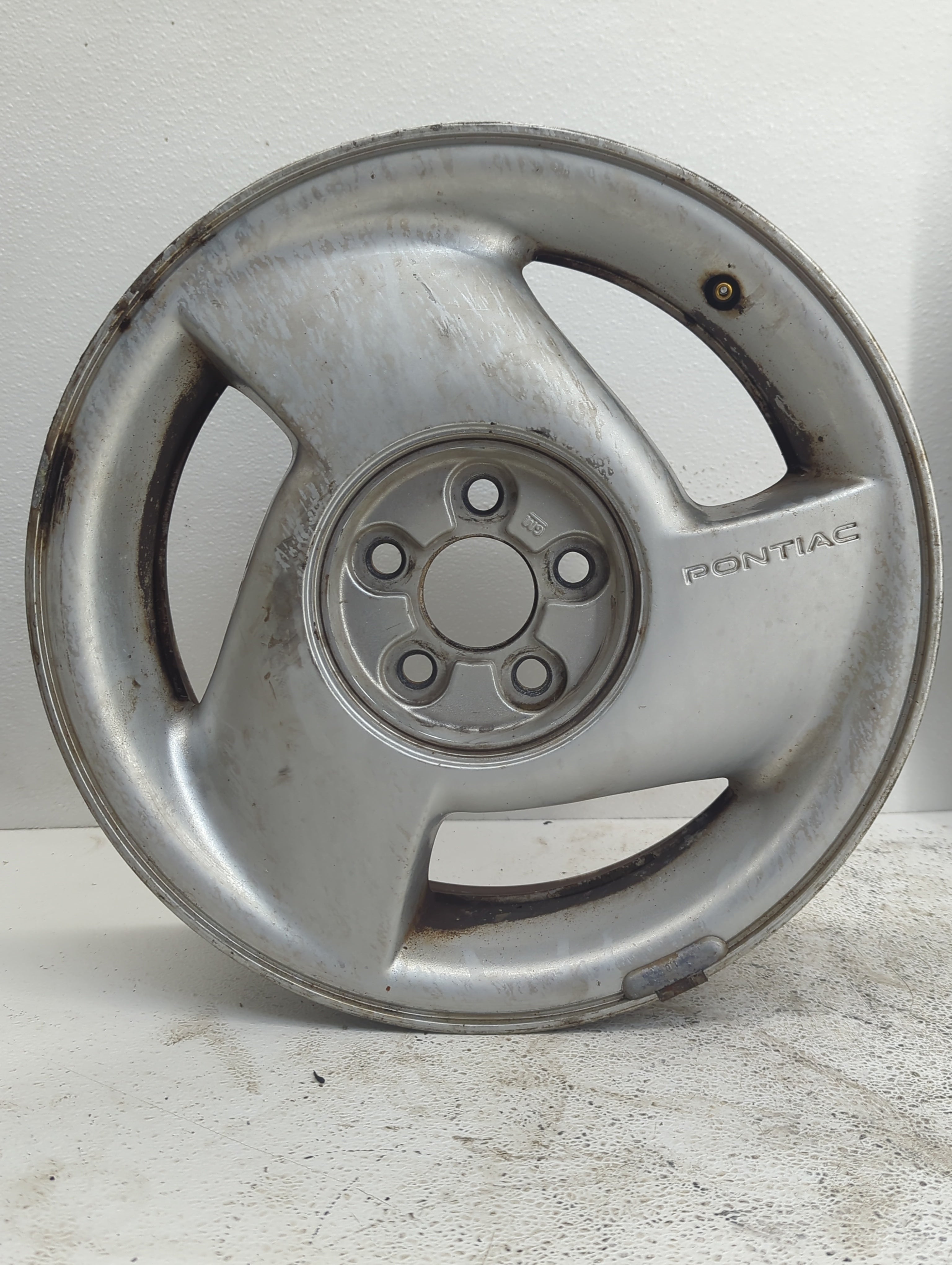 1996-1998 Pontiac Grand Am Wheel Rim Oem - Oemusedautoparts1.com