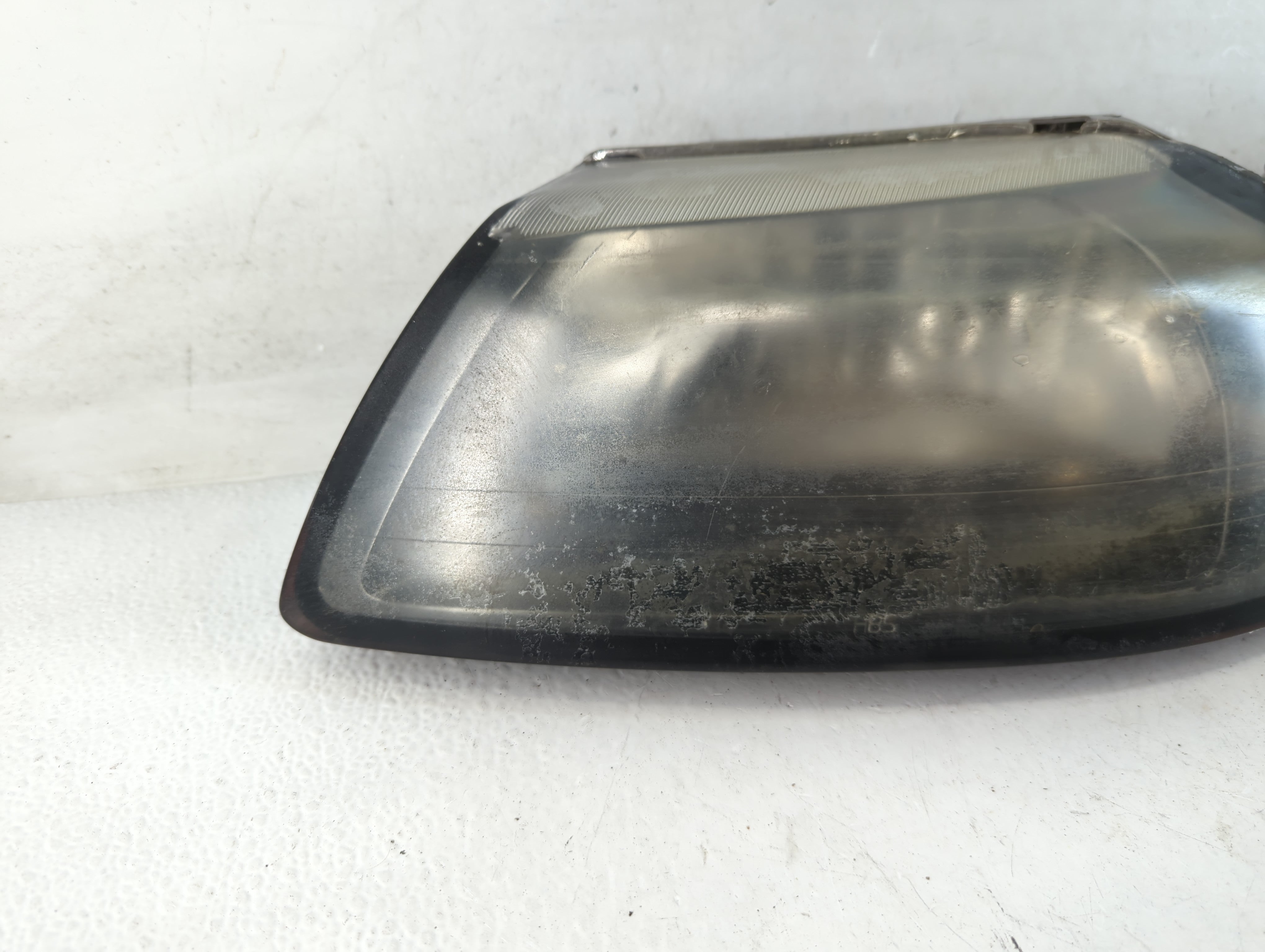 2001-2004 Ford Mustang Driver Left Oem Head Light Headlight Lamp - Oemusedautoparts1.com