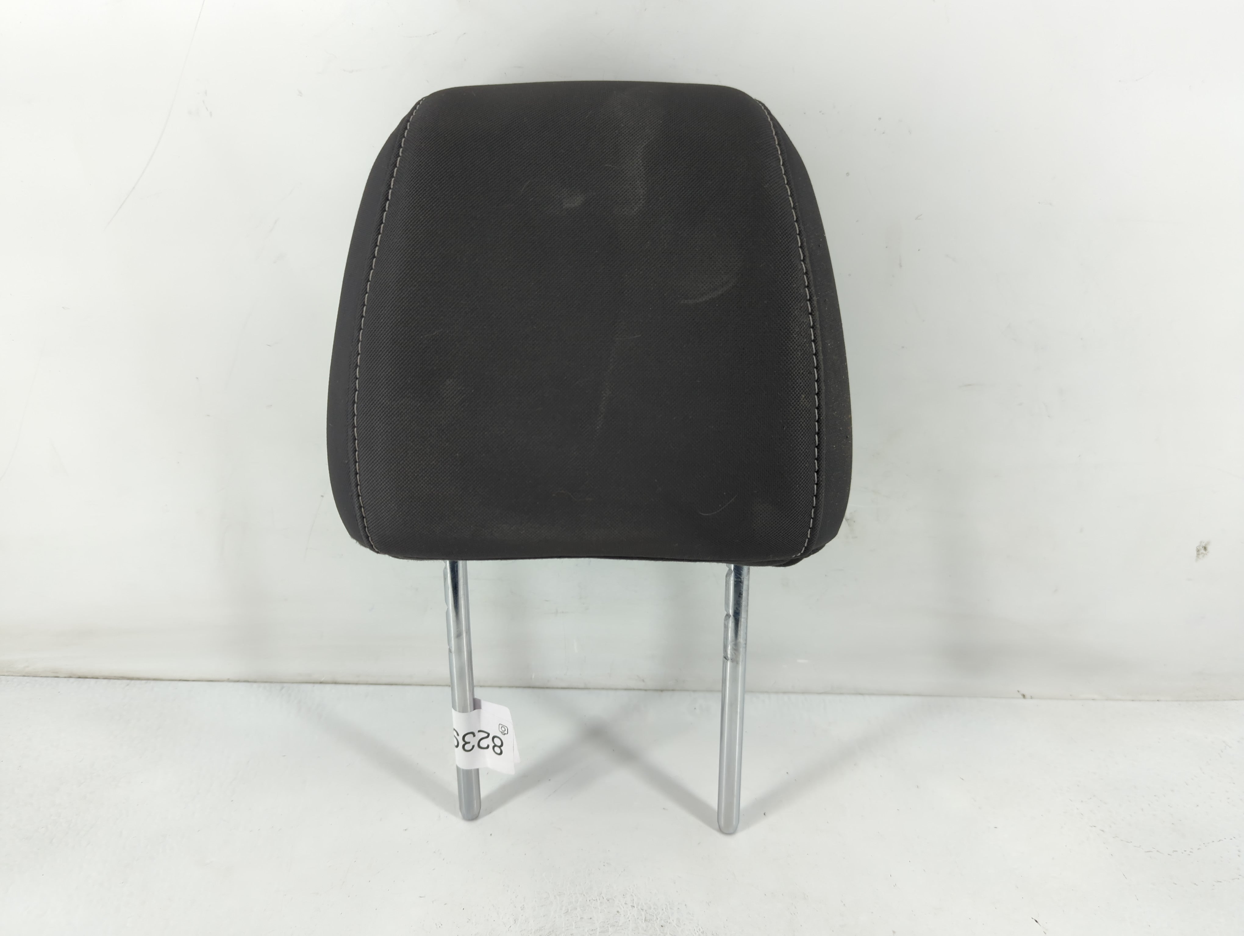 2014 Ford Escape Headrest Head Rest Front Driver Passenger Seat Fits OEM Used Auto Parts - Oemusedautoparts1.com