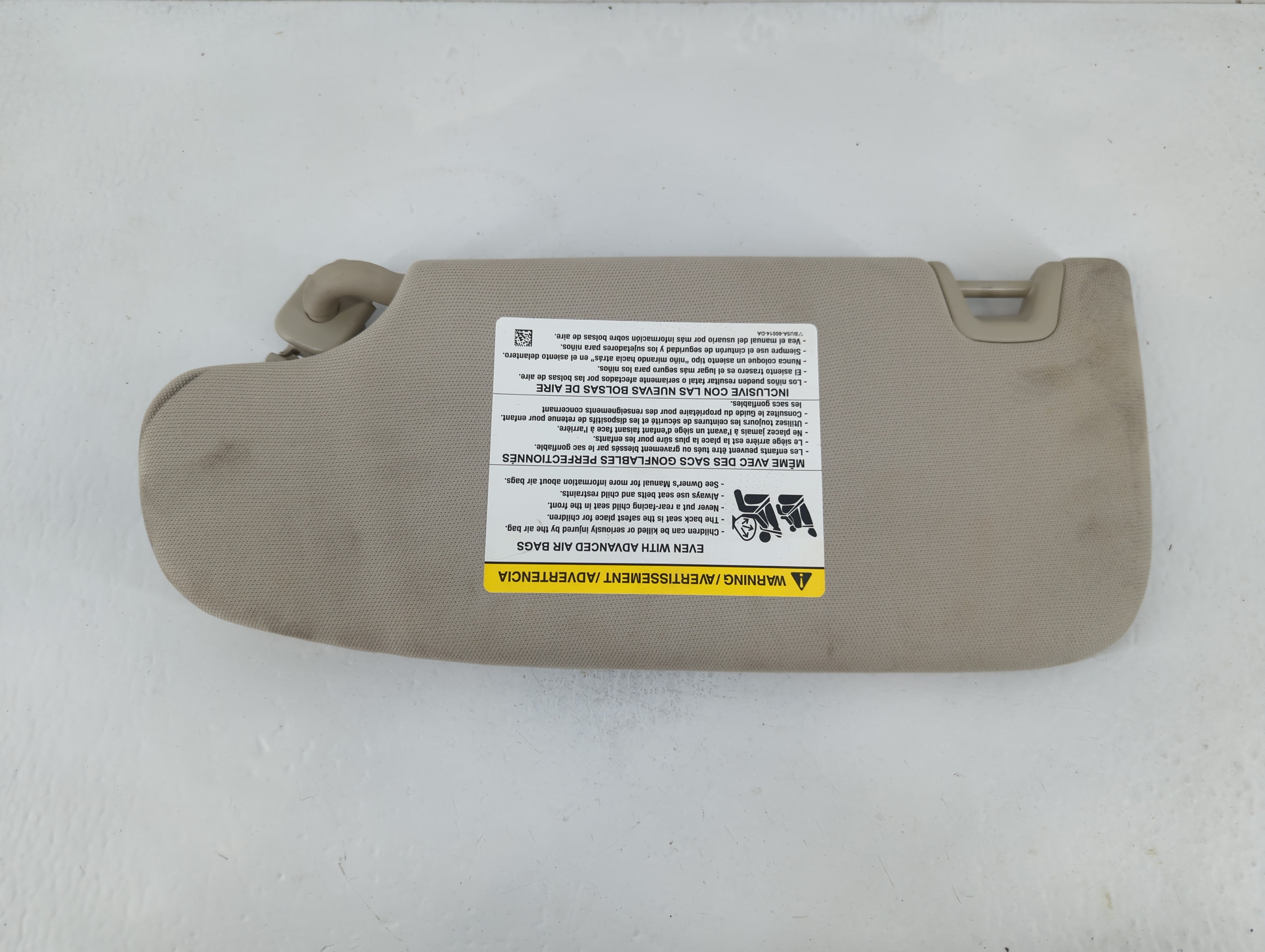 2017-2020 Ford Fusion Sun Visor Shade Replacement Passenger Right Mirror Fits Fits 2017 2018 2019 2020 OEM Used Auto Parts - Oemusedautoparts1.com
