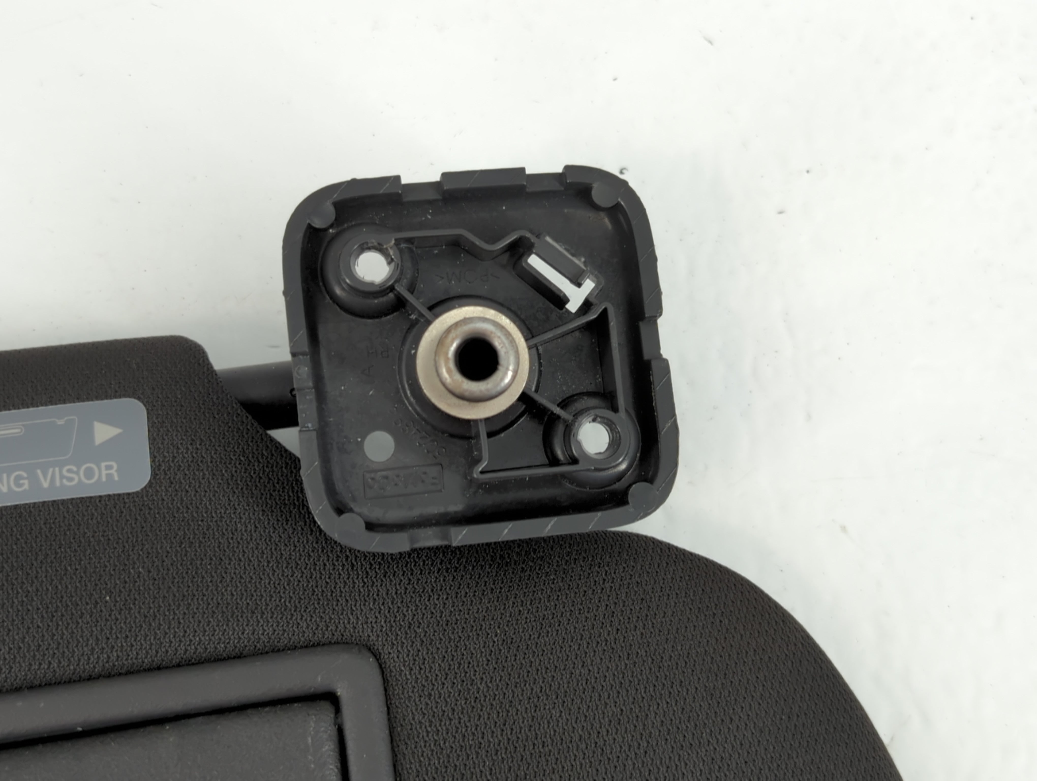 2013-2019 Ford Taurus Sun Visor Shade Replacement Passenger Right Mirror Fits Fits 2013 2014 2015 2016 2017 2018 2019 OEM Used Auto Parts - Oemusedautoparts1.com