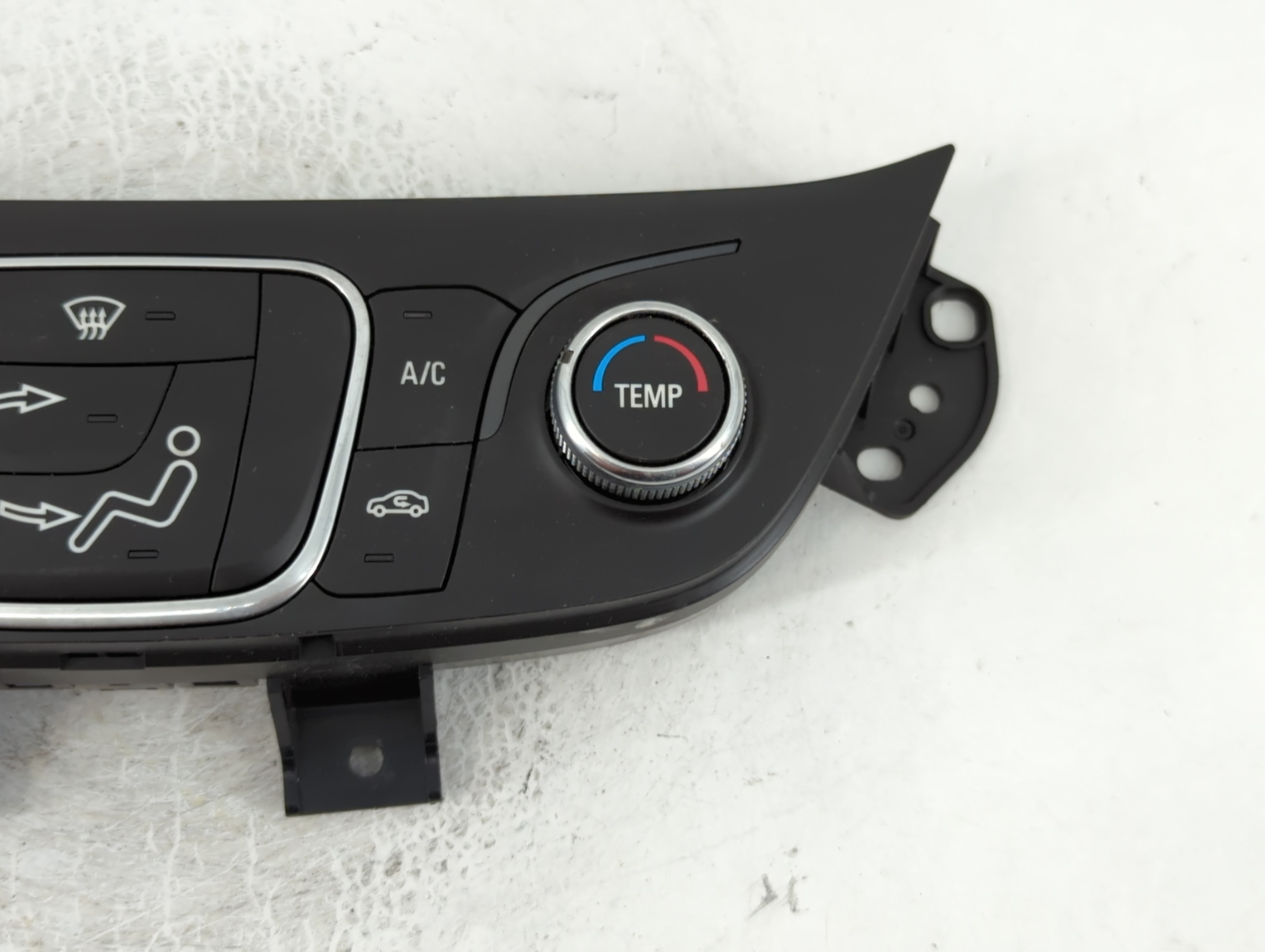 2019-2021 Chevrolet Equinox Climate Control Module Temperature AC/Heater Replacement P/N:8442 2503 Fits Fits 2019 2020 2021 OEM Used Auto Parts - Oemusedautoparts1.com