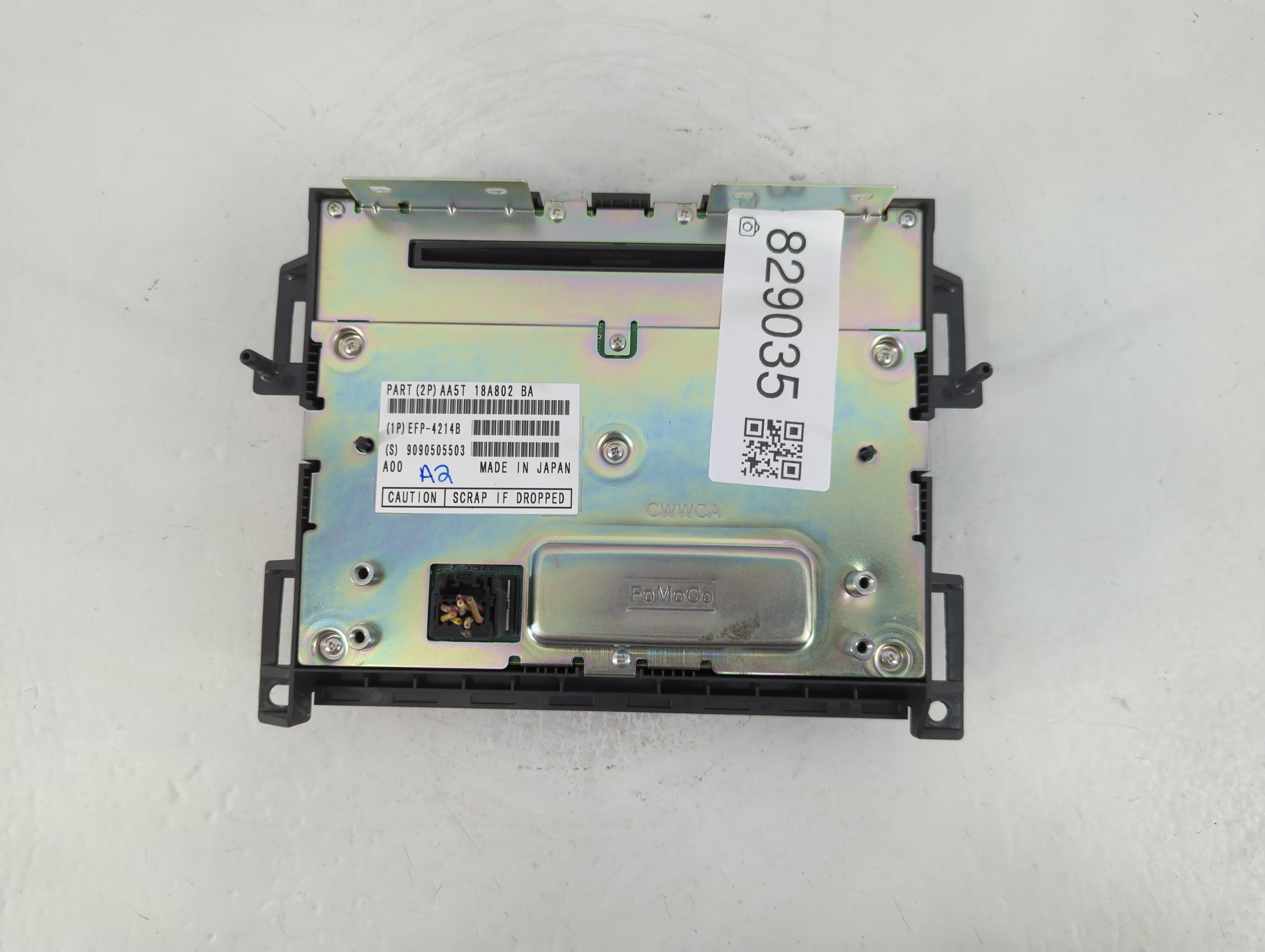 2010 Lincoln Mks Radio AM FM Cd Player Receiver Replacement P/N:AA5T 18A802 BA Fits OEM Used Auto Parts - Oemusedautoparts1.com
