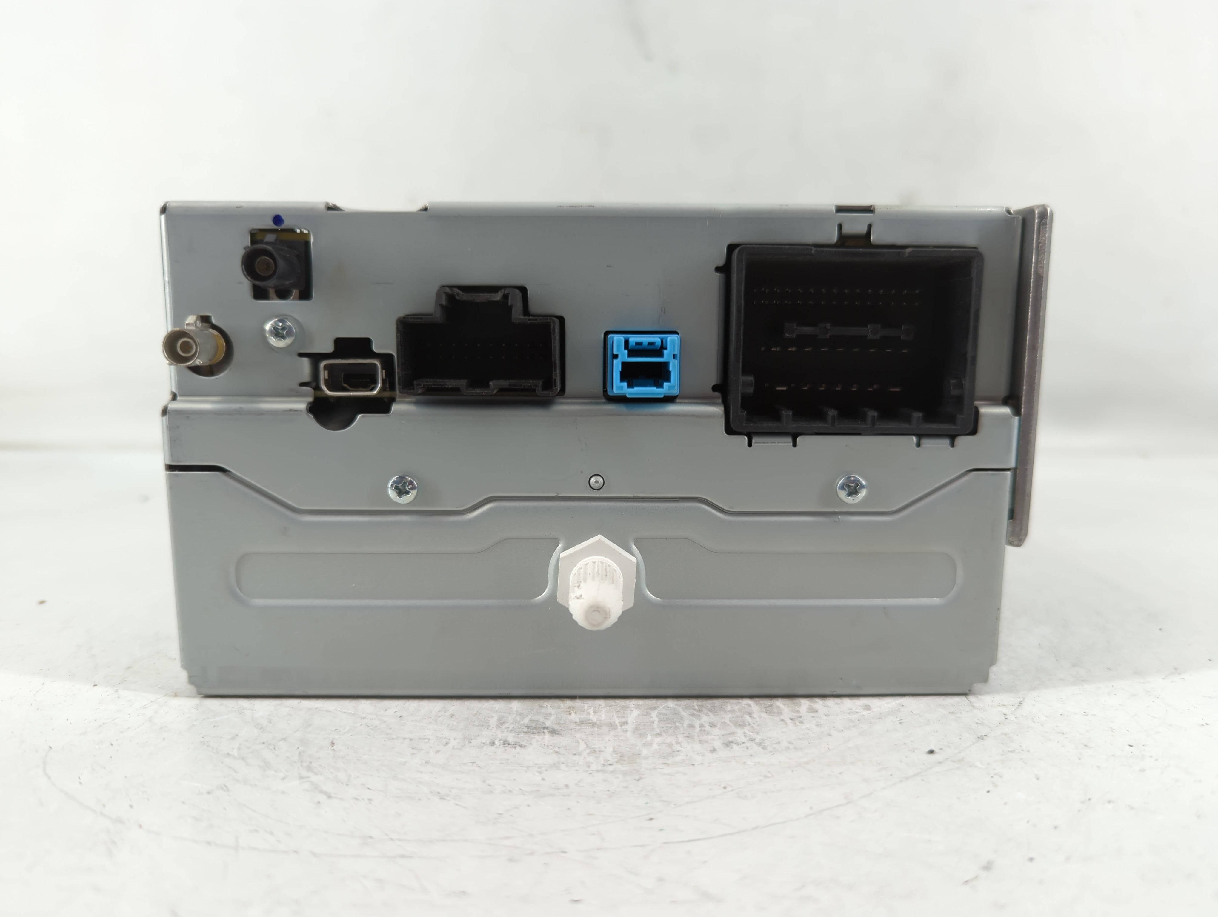 2014-2016 Chevrolet Malibu Radio AM FM Cd Player Receiver Replacement P/N:23495272 Fits Fits 2014 2015 2016 OEM Used Auto Parts - Oemusedautoparts1.com