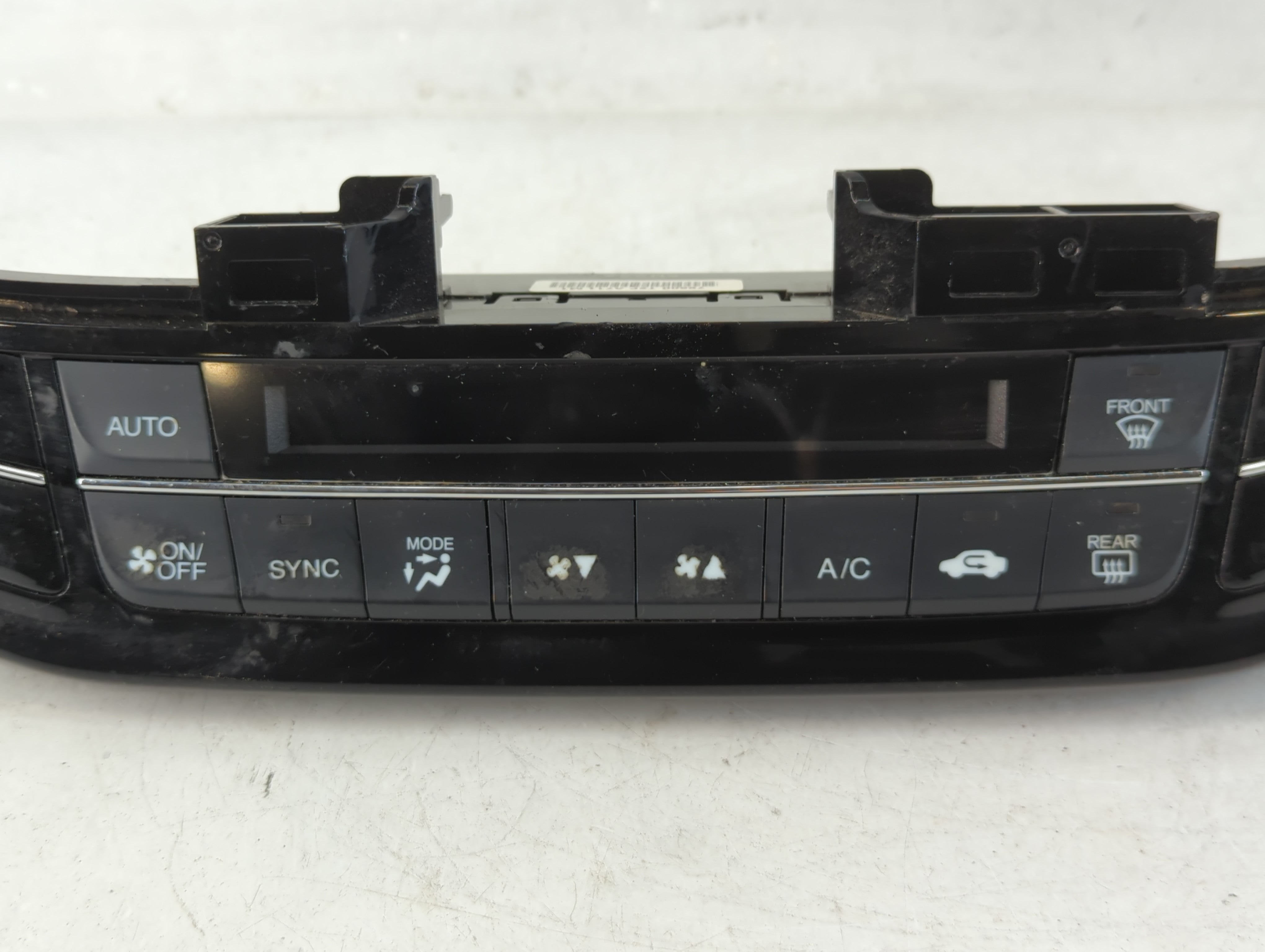 2016-2017 Honda Accord Climate Control Module Temperature AC/Heater Replacement P/N:79600T2FA710M1 Fits Fits 2016 2017 OEM Used Auto Parts - Oemusedautoparts1.com