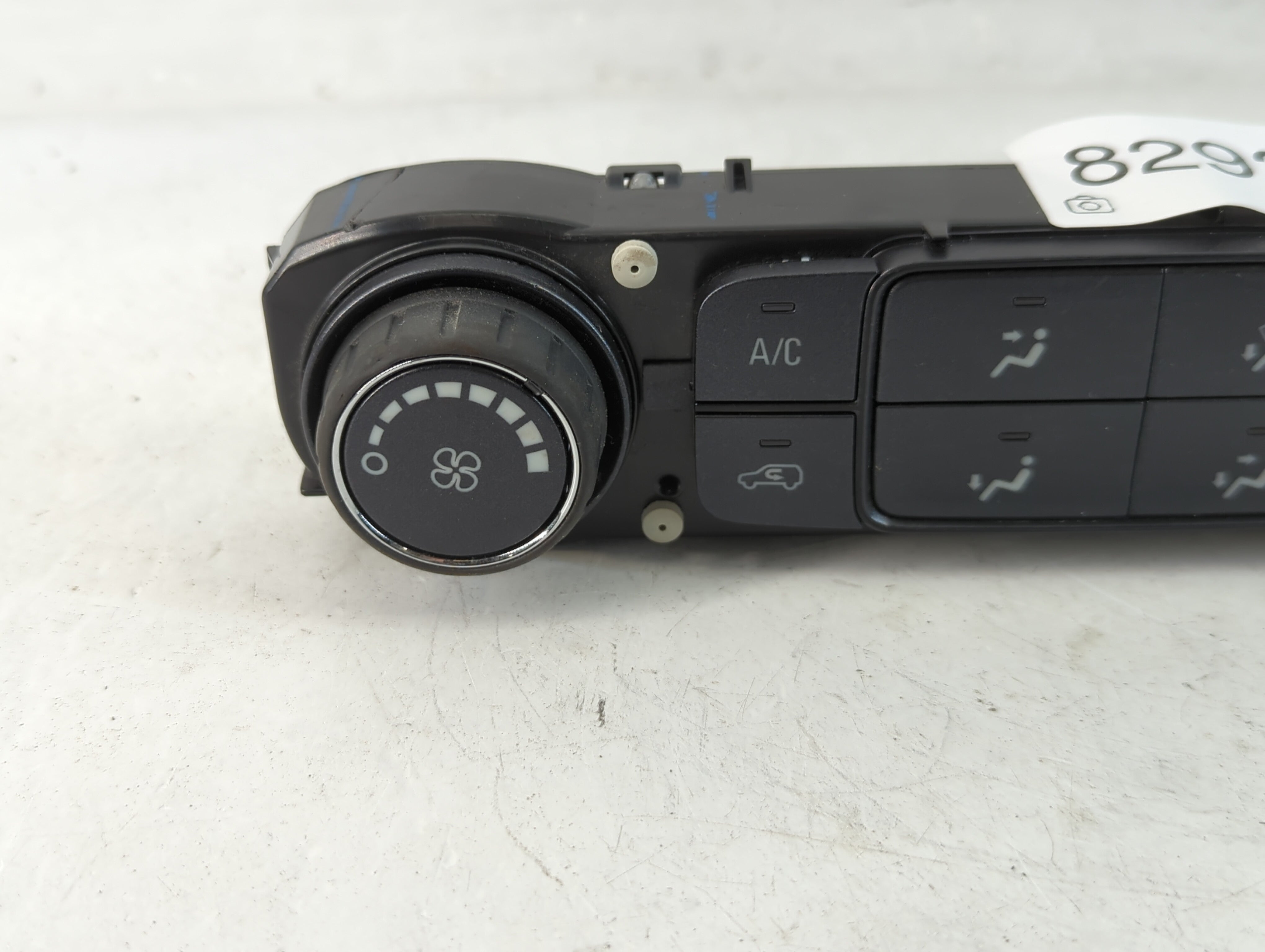 2015-2022 Chevrolet Colorado Climate Control Module Temperature AC/Heater Replacement P/N:84199201 Fits OEM Used Auto Parts - Oemusedautoparts1.com
