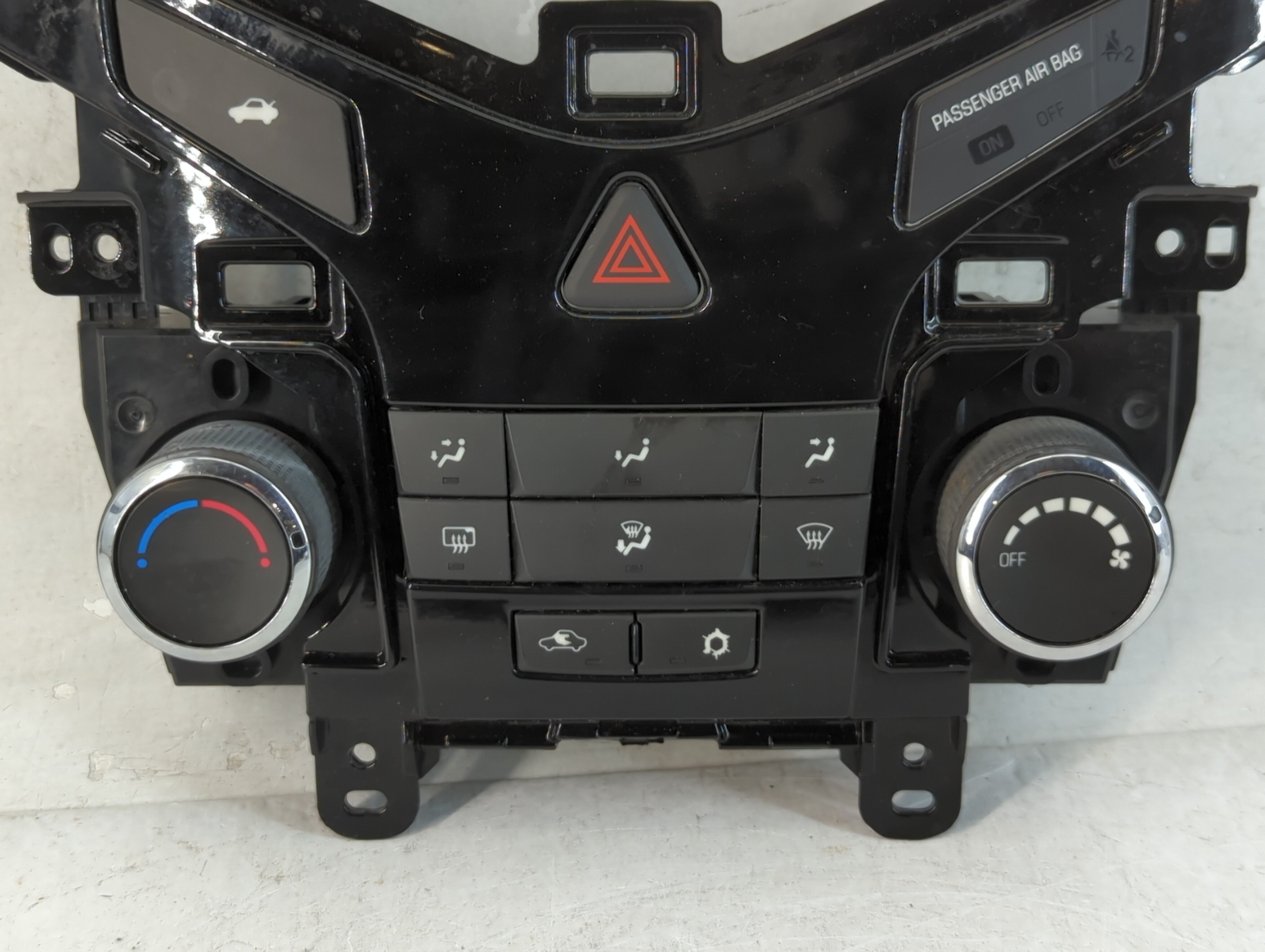 2012-2016 Chevrolet Cruze Climate Control Module Temperature AC/Heater Replacement P/N:95146207 Fits Fits 2012 2013 2014 2015 2016 OEM Used Auto Parts - Oemusedautoparts1.com