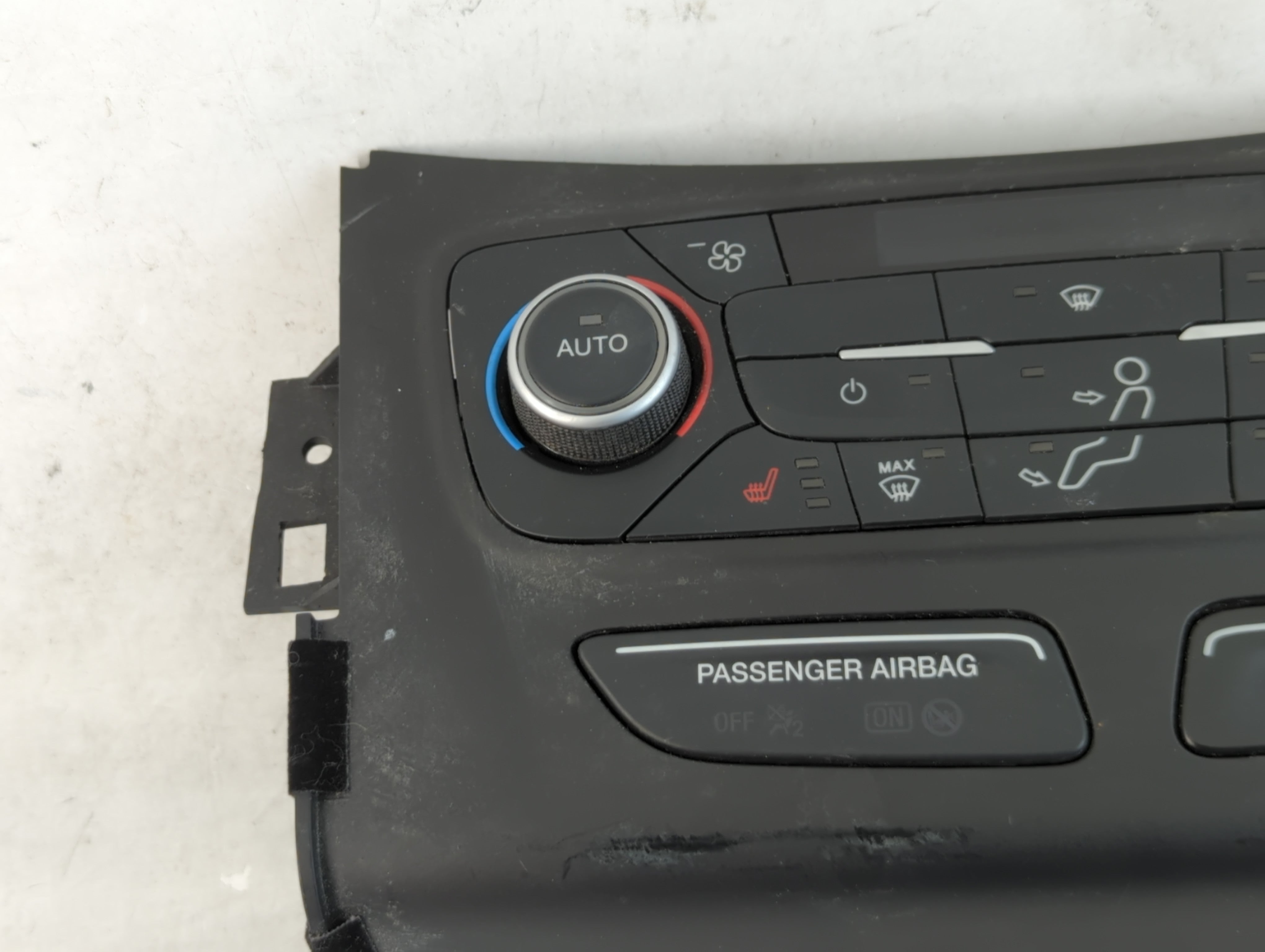 2018-2019 Ford Escape Climate Control Module Temperature AC/Heater Replacement P/N:GJ5T-18C612-CJ Fits Fits 2018 2019 OEM Used Auto Parts - Oemusedautoparts1.com
