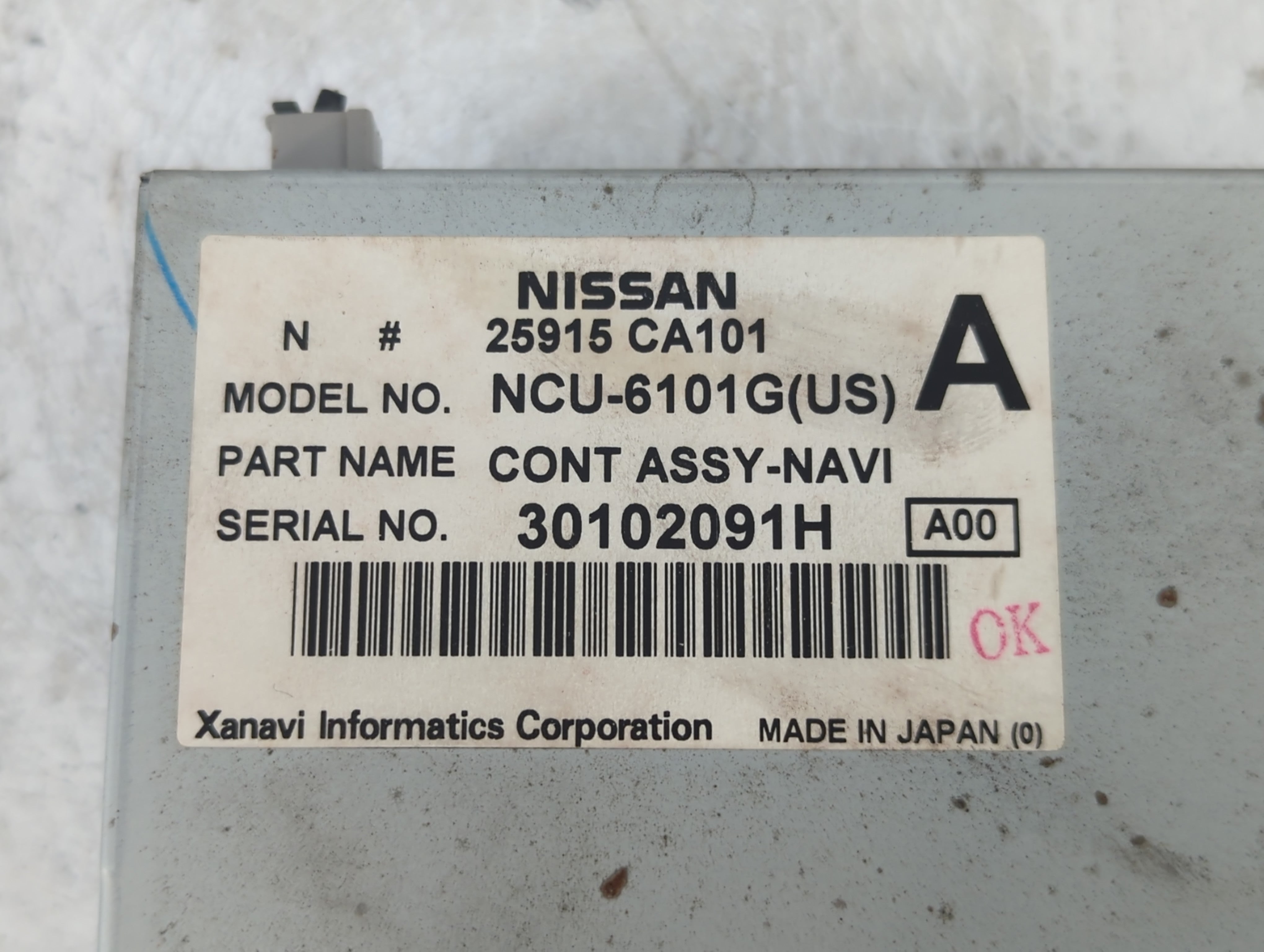 2004-2005 Nissan Maxima Information Display Screen - Oemusedautoparts1.com