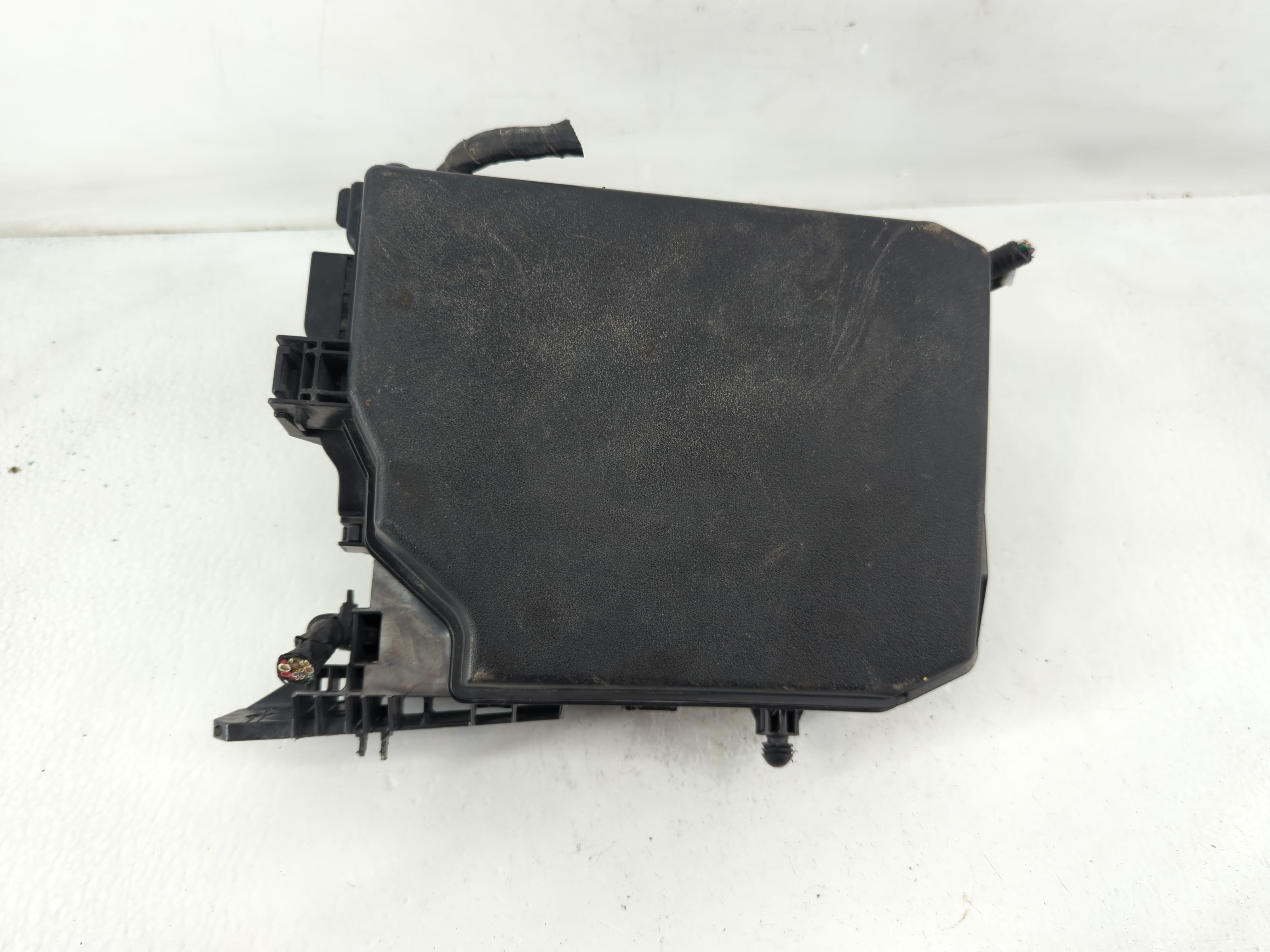 2014-2019 Toyota Corolla Fusebox Fuse Box Panel Relay Module P/N:82662-02660 Fits Fits 2014 2015 2016 2017 2018 2019 OEM Used Auto Parts - Oemusedautoparts1.com