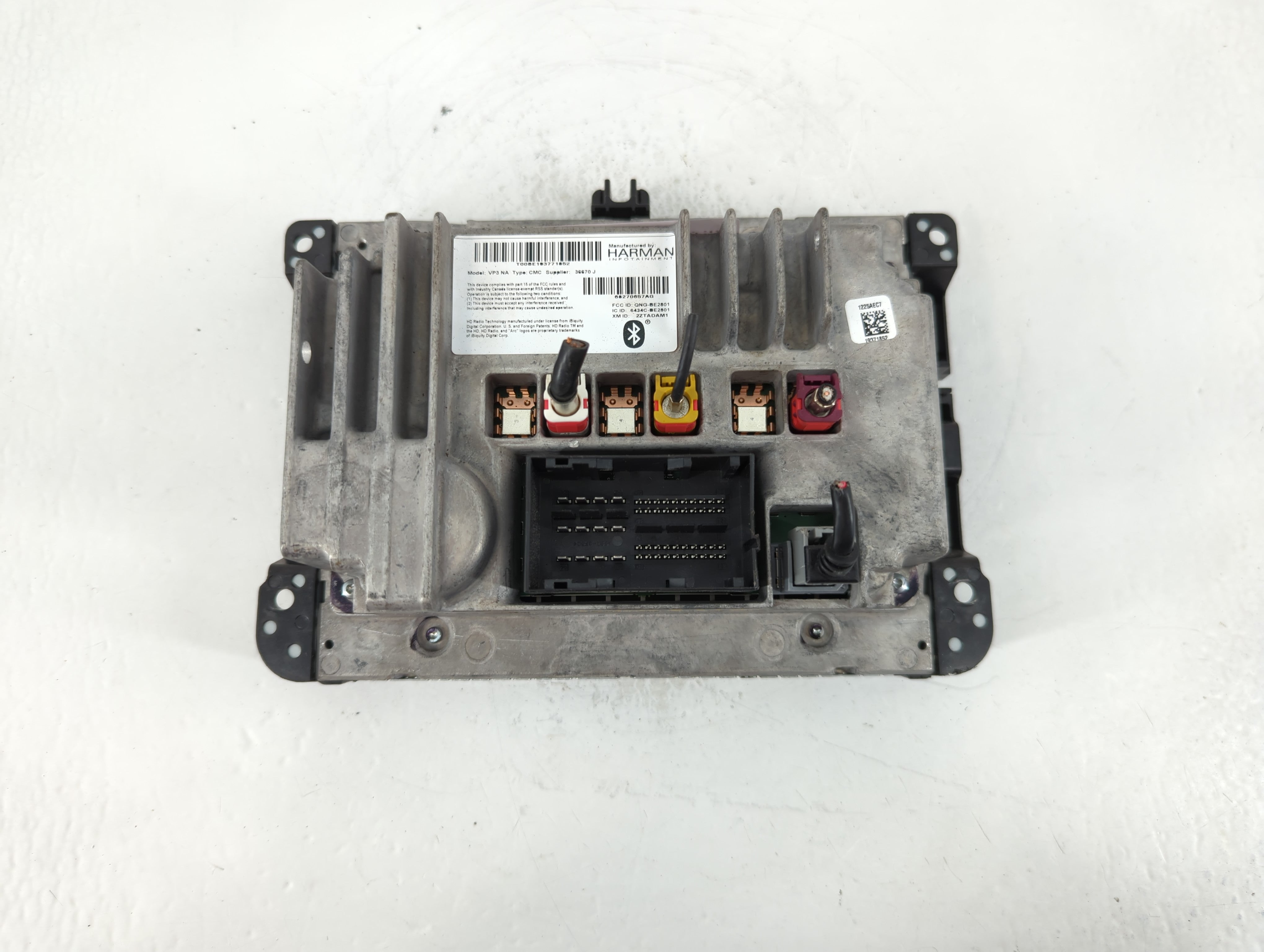 2017 Jeep Cherokee Radio AM FM Cd Player Receiver Replacement P/N:68270657AG Fits OEM Used Auto Parts - Oemusedautoparts1.com