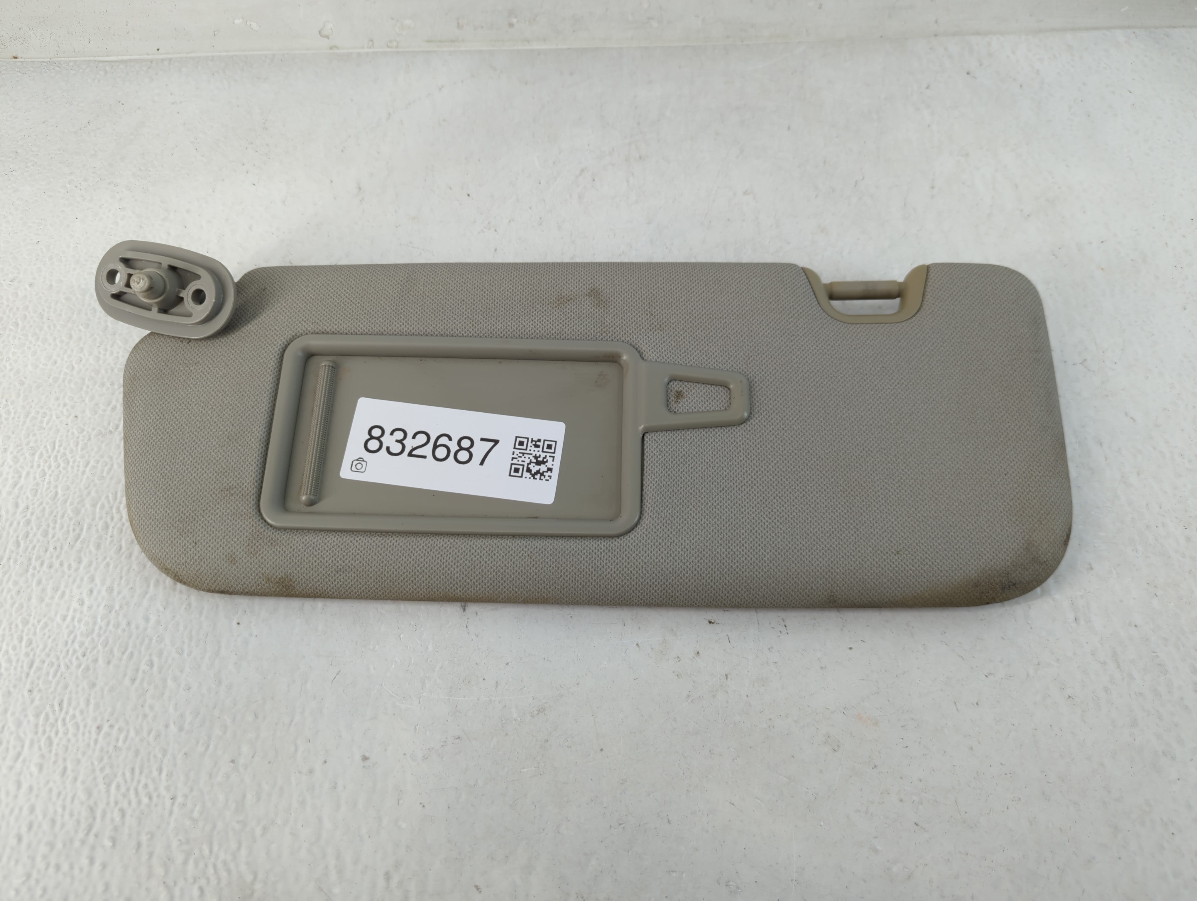 2014-2016 Kia Forte Sun Visor Shade Replacement Driver Left Mirror Fits Fits 2014 2015 2016 OEM Used Auto Parts - Oemusedautoparts1.com